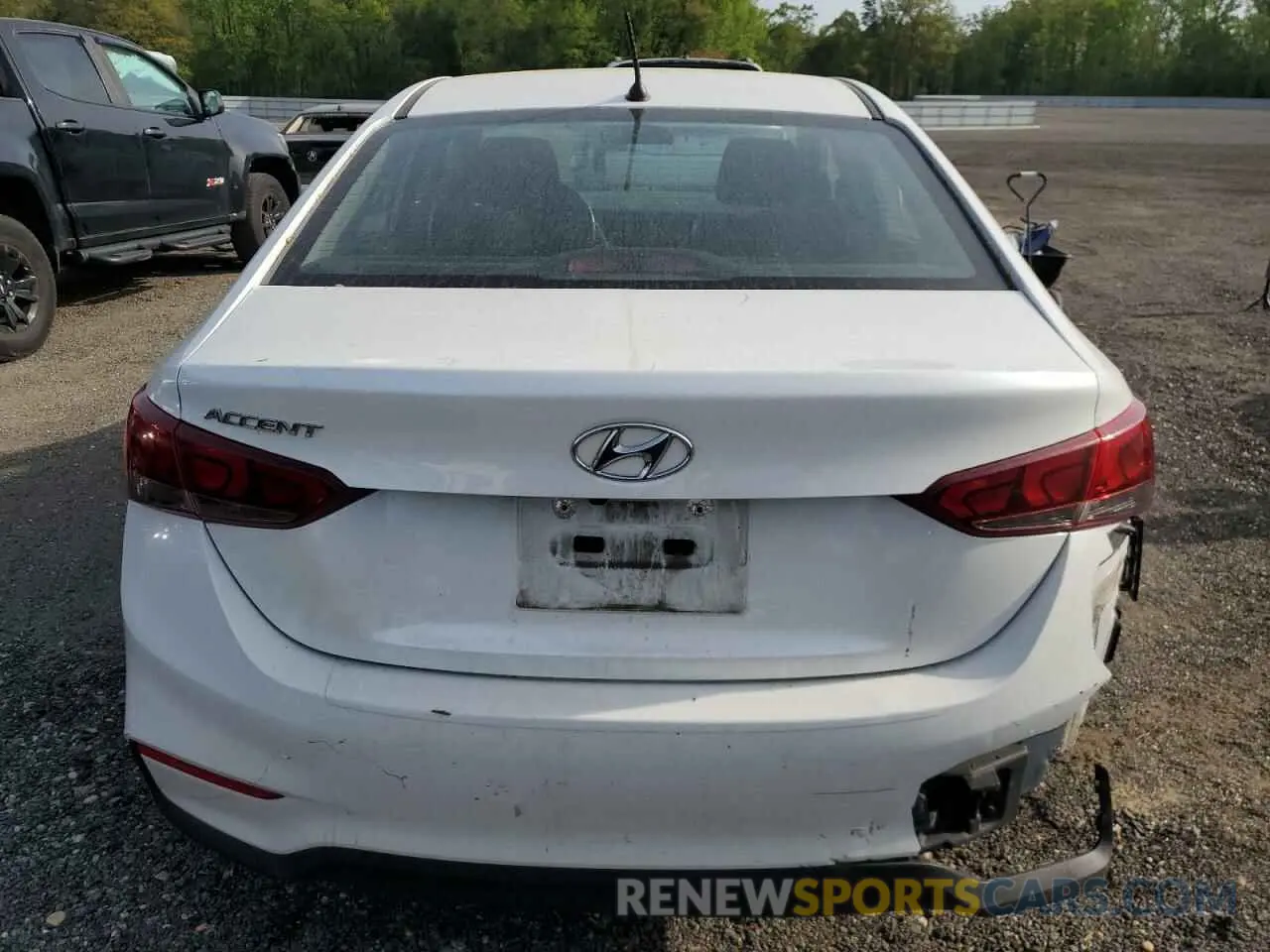 6 Photograph of a damaged car 3KPC24A69LE116116 HYUNDAI ACCENT 2020