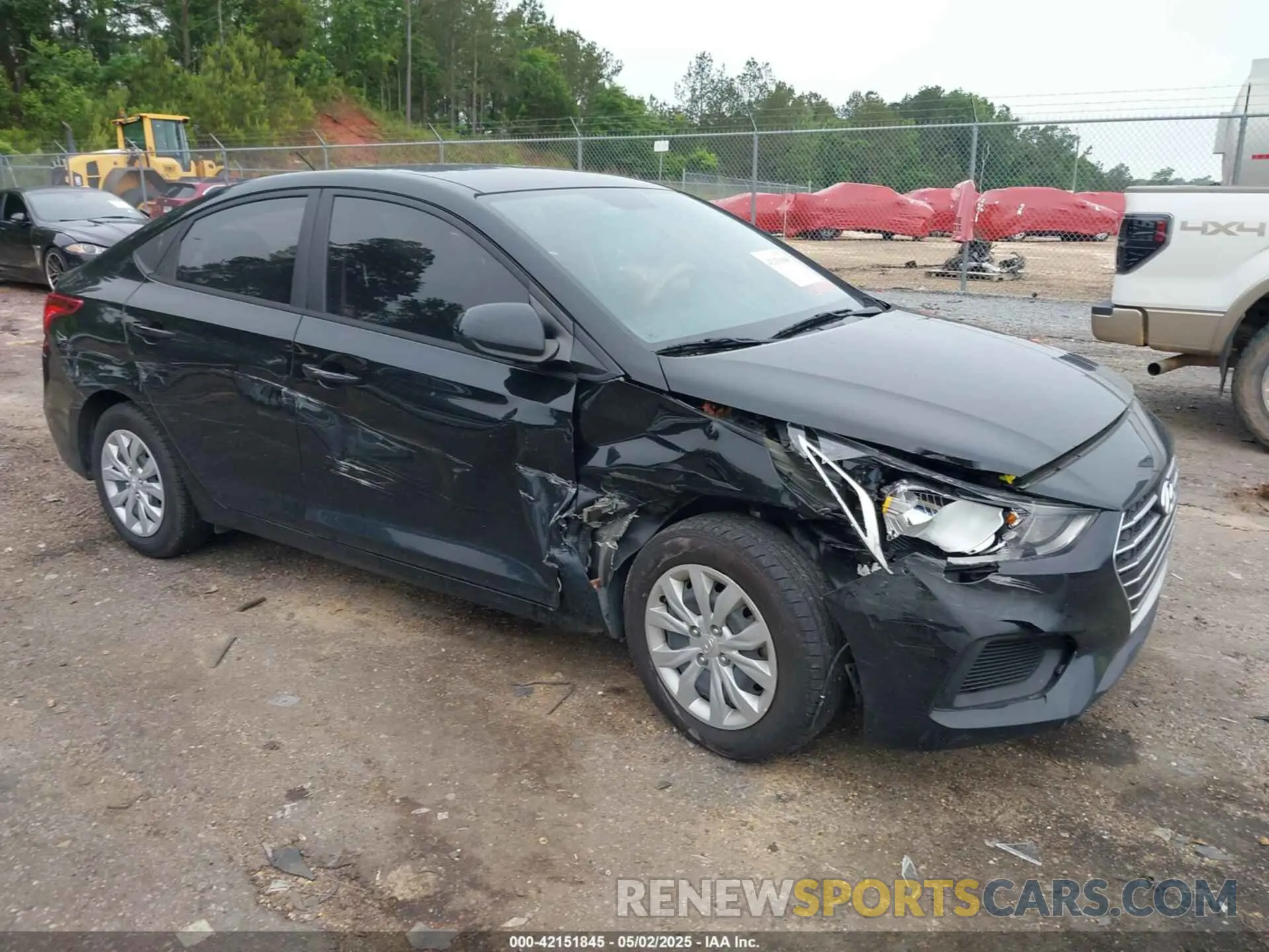 1 Photograph of a damaged car 3KPC24A69LE121557 HYUNDAI ACCENT 2020