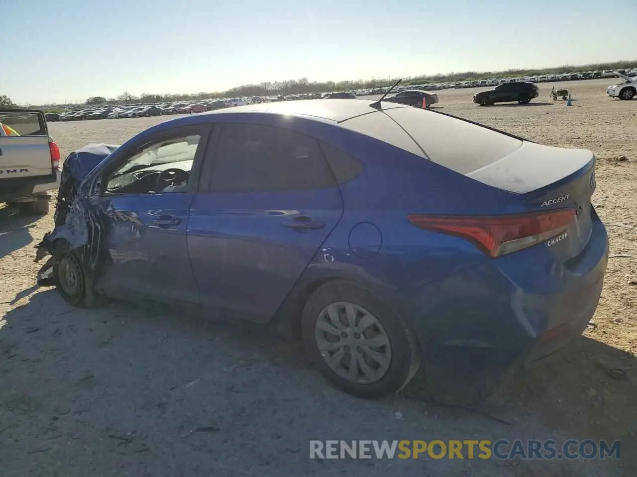 2 Фотография поврежденного автомобиля 3KPC24A6XLE099018 HYUNDAI ACCENT 2020