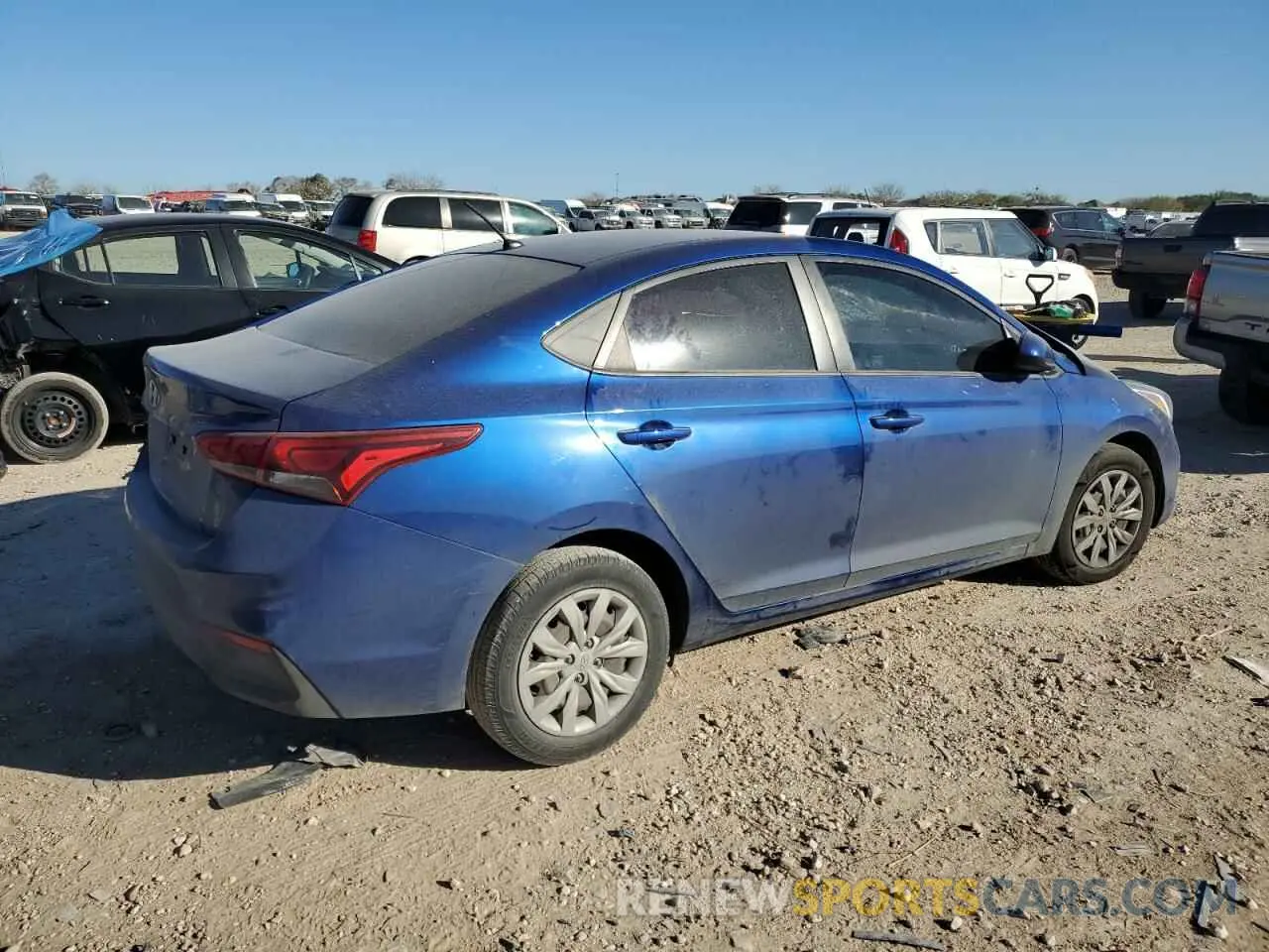 3 Фотография поврежденного автомобиля 3KPC24A6XLE099018 HYUNDAI ACCENT 2020
