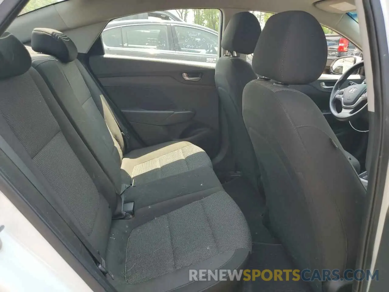 10 Photograph of a damaged car 3KPC24A6XLE099679 HYUNDAI ACCENT 2020