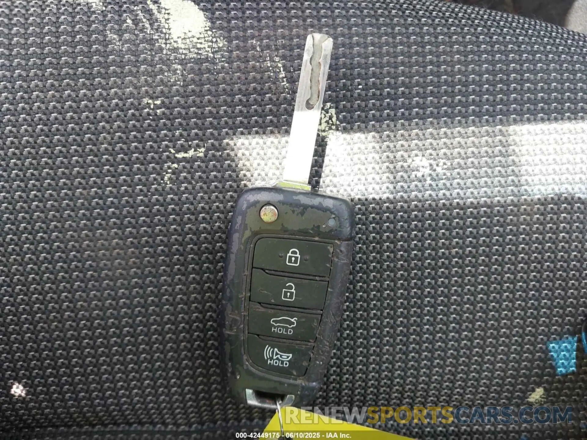 11 Photograph of a damaged car 3KPC24A6XLE106727 HYUNDAI ACCENT 2020