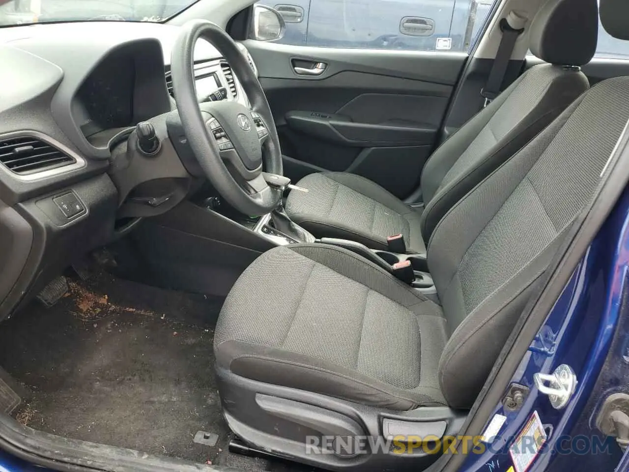 7 Photograph of a damaged car 3KPC24A6XLE112897 HYUNDAI ACCENT 2020