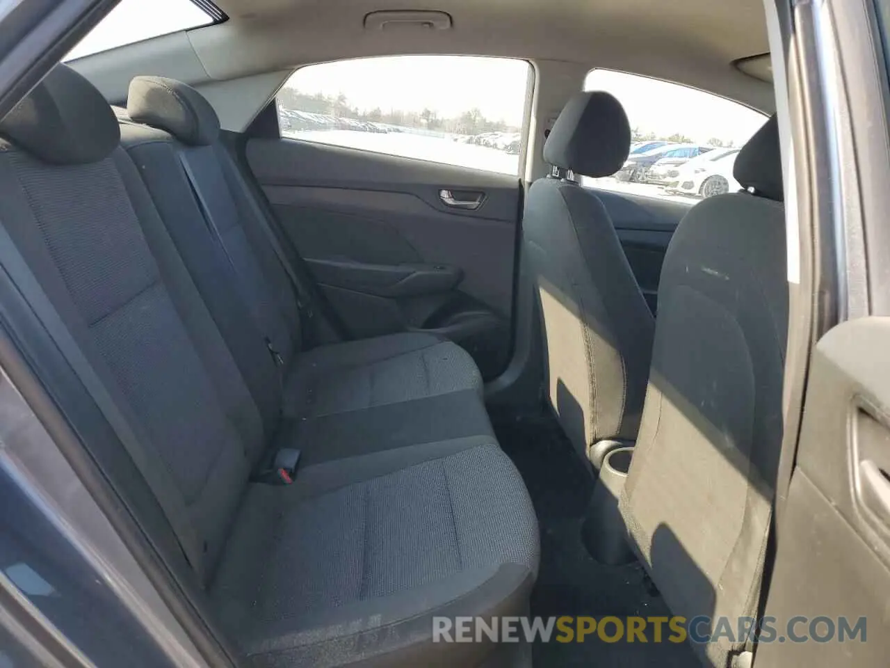 10 Photograph of a damaged car 3KPC24A6XLE113855 HYUNDAI ACCENT 2020