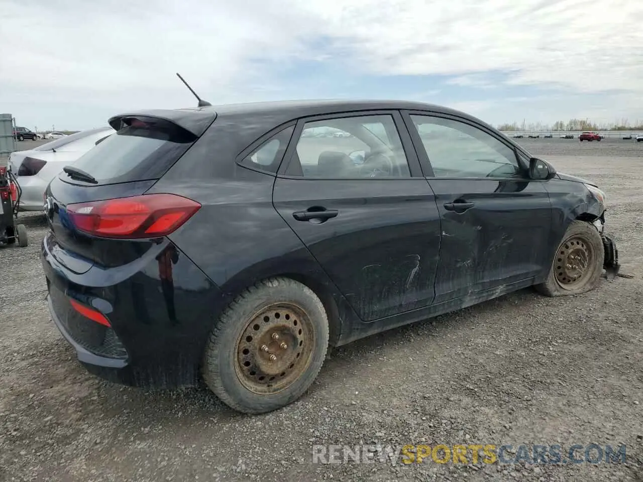 3 Photograph of a damaged car 3KPC25A6XLE092091 HYUNDAI ACCENT 2020