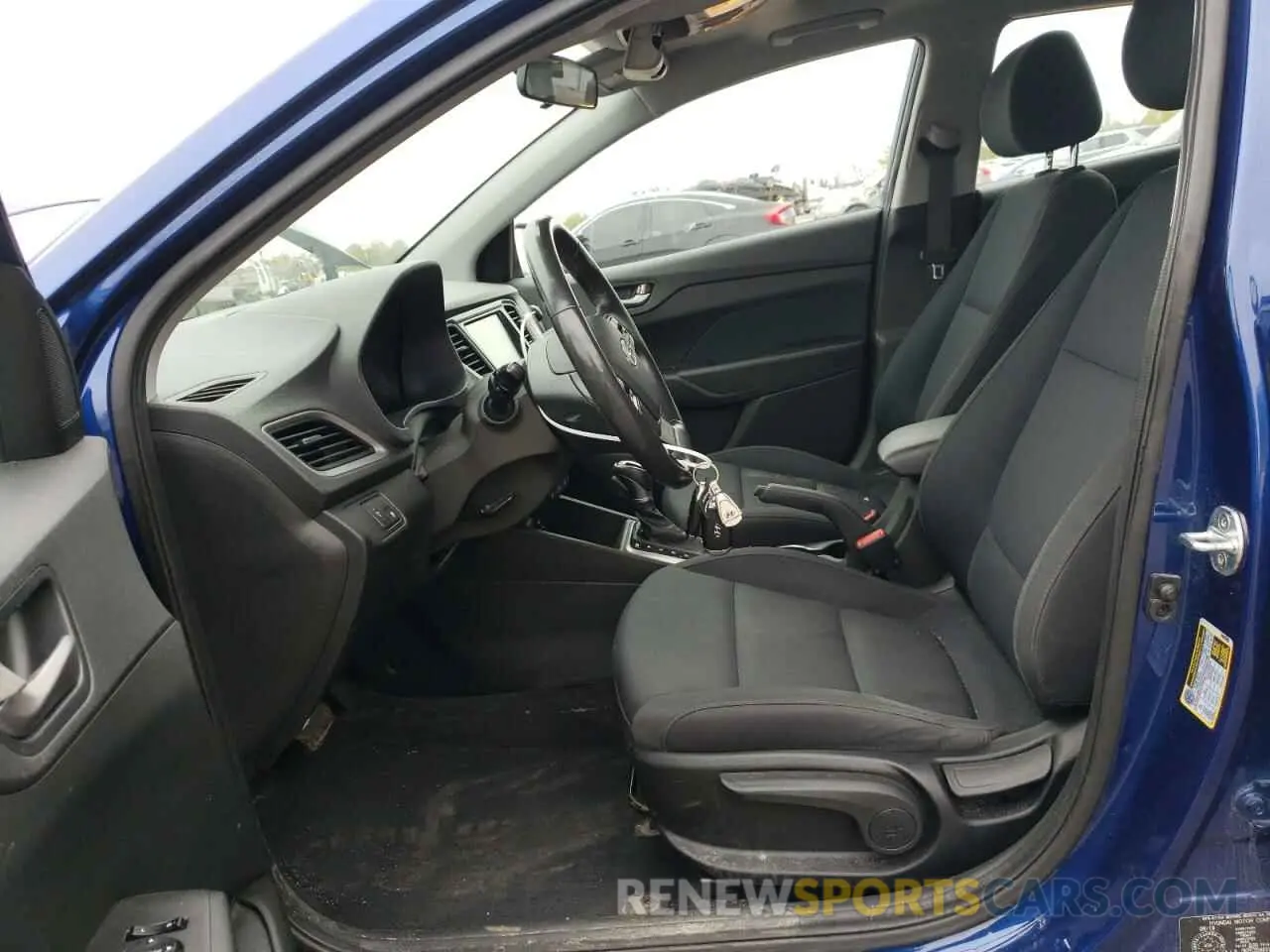 7 Photograph of a damaged car 3KPC35A6XLE100798 HYUNDAI ACCENT 2020