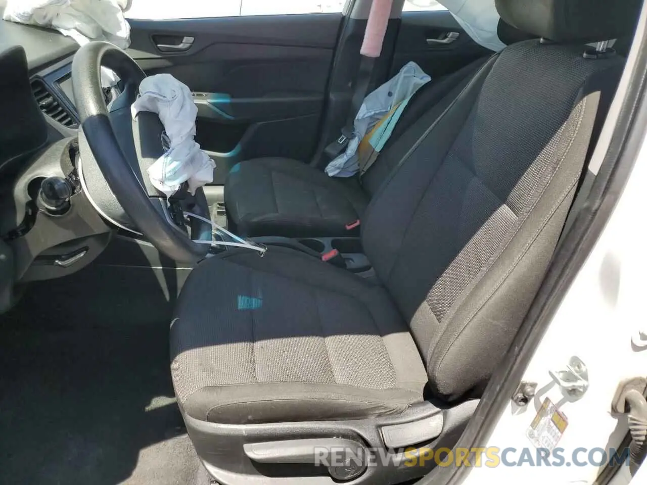7 Photograph of a damaged car 3KPC24A60ME129001 HYUNDAI ACCENT 2021