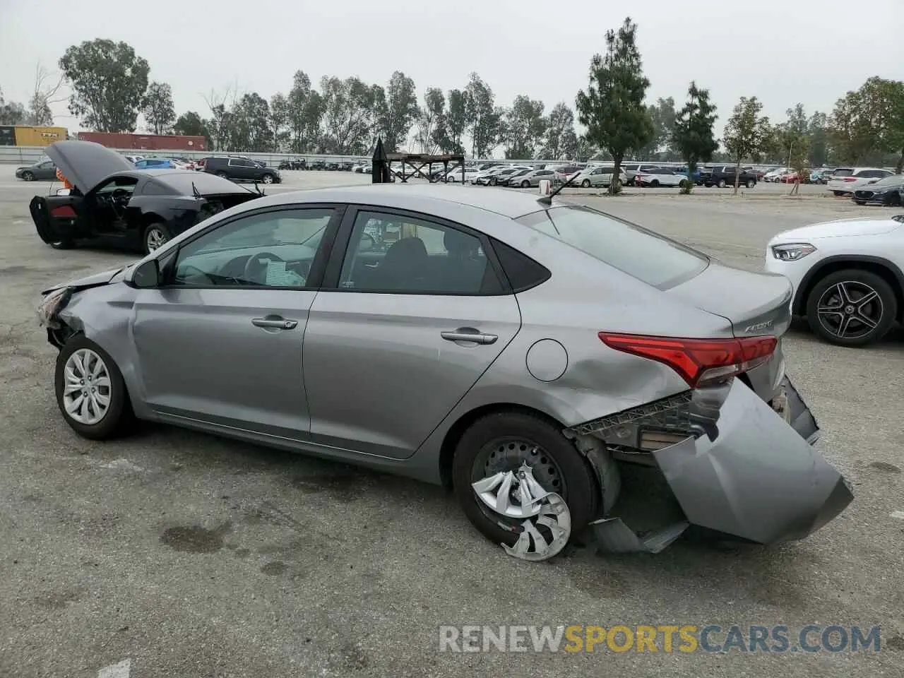 2 Фотография поврежденного автомобиля 3KPC24A60ME147658 HYUNDAI ACCENT 2021