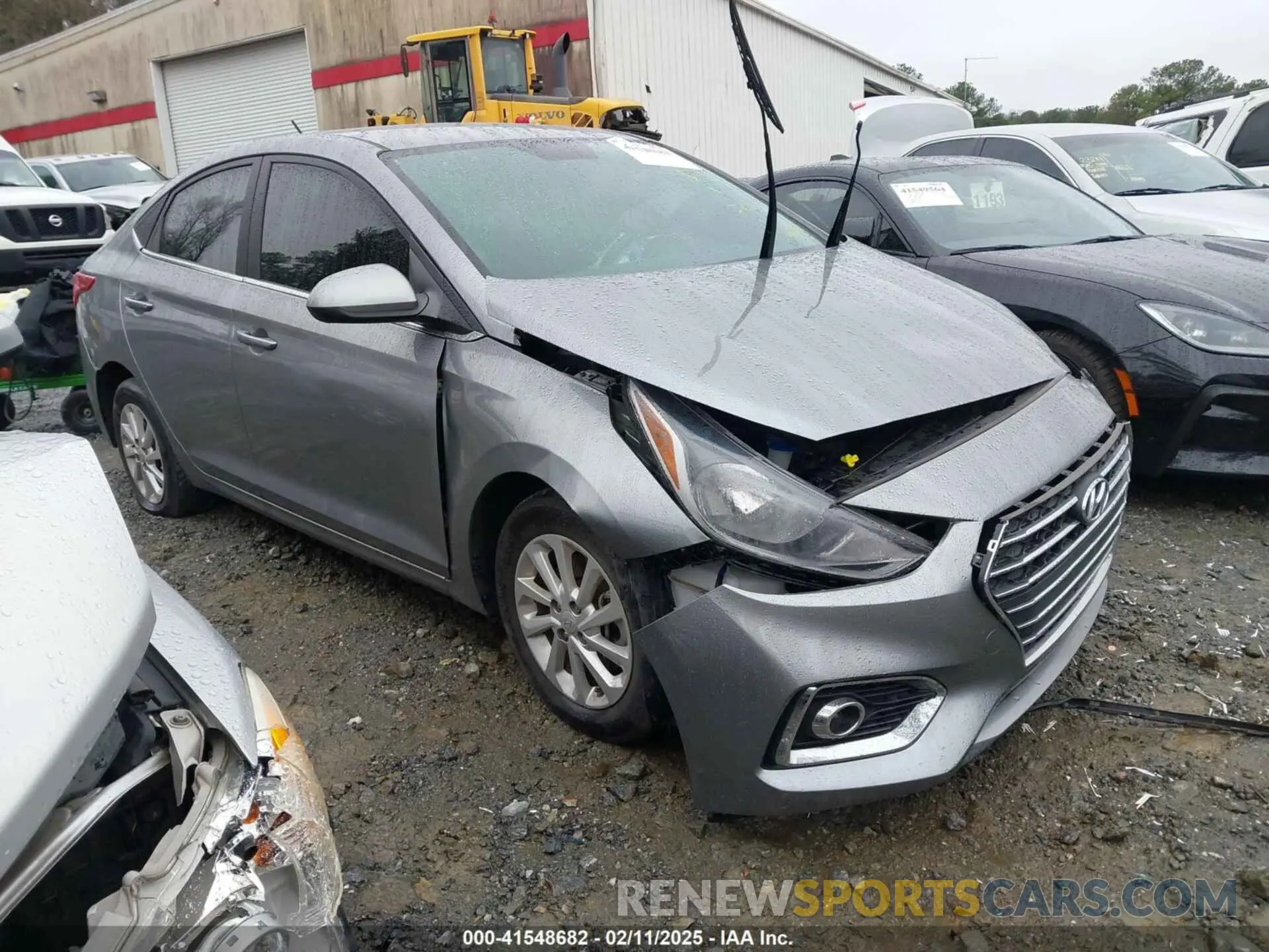 13 Photograph of a damaged car 3KPC24A62ME144938 HYUNDAI ACCENT 2021