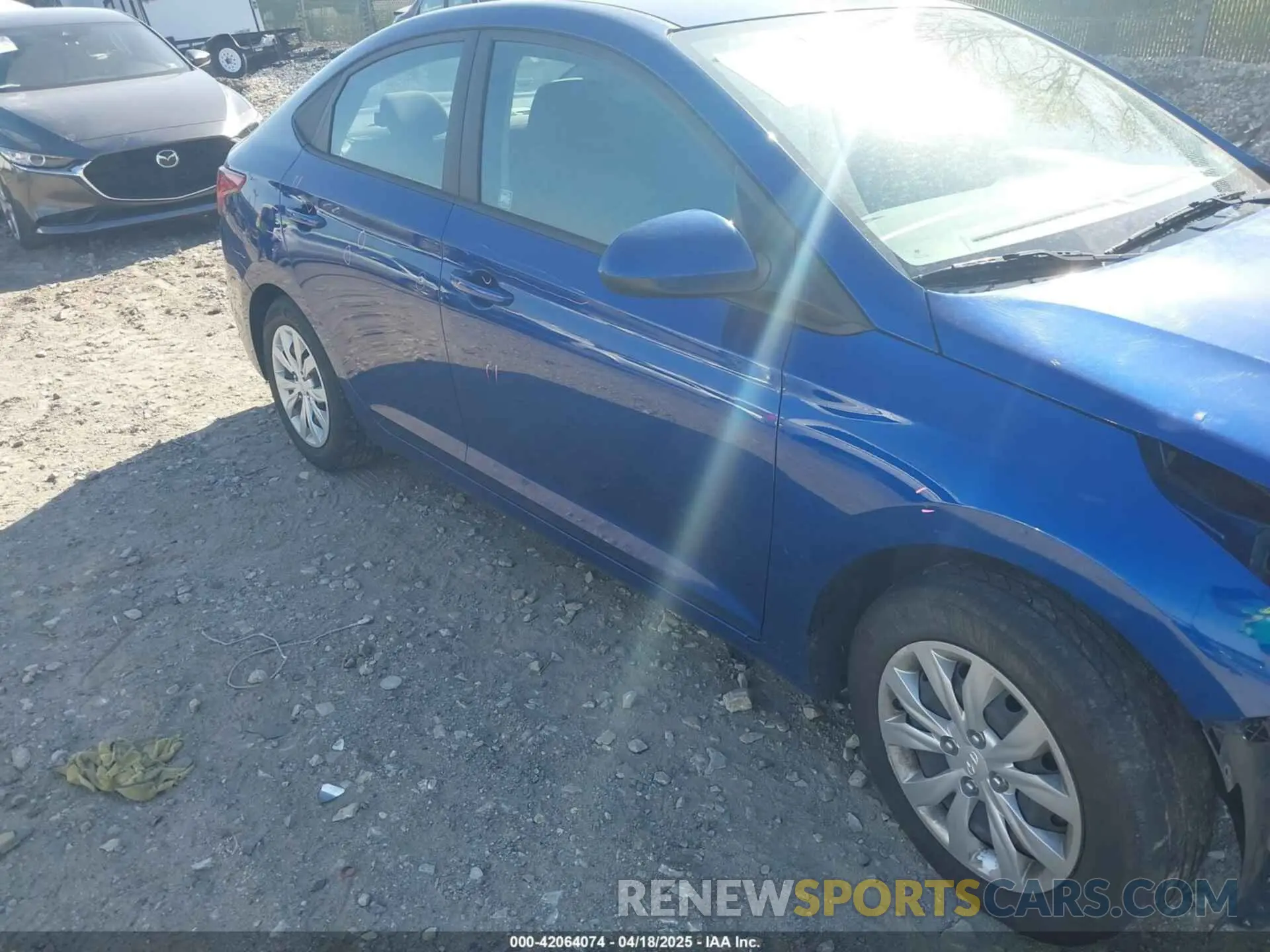 10 Photograph of a damaged car 3KPC24A63ME130238 HYUNDAI ACCENT 2021