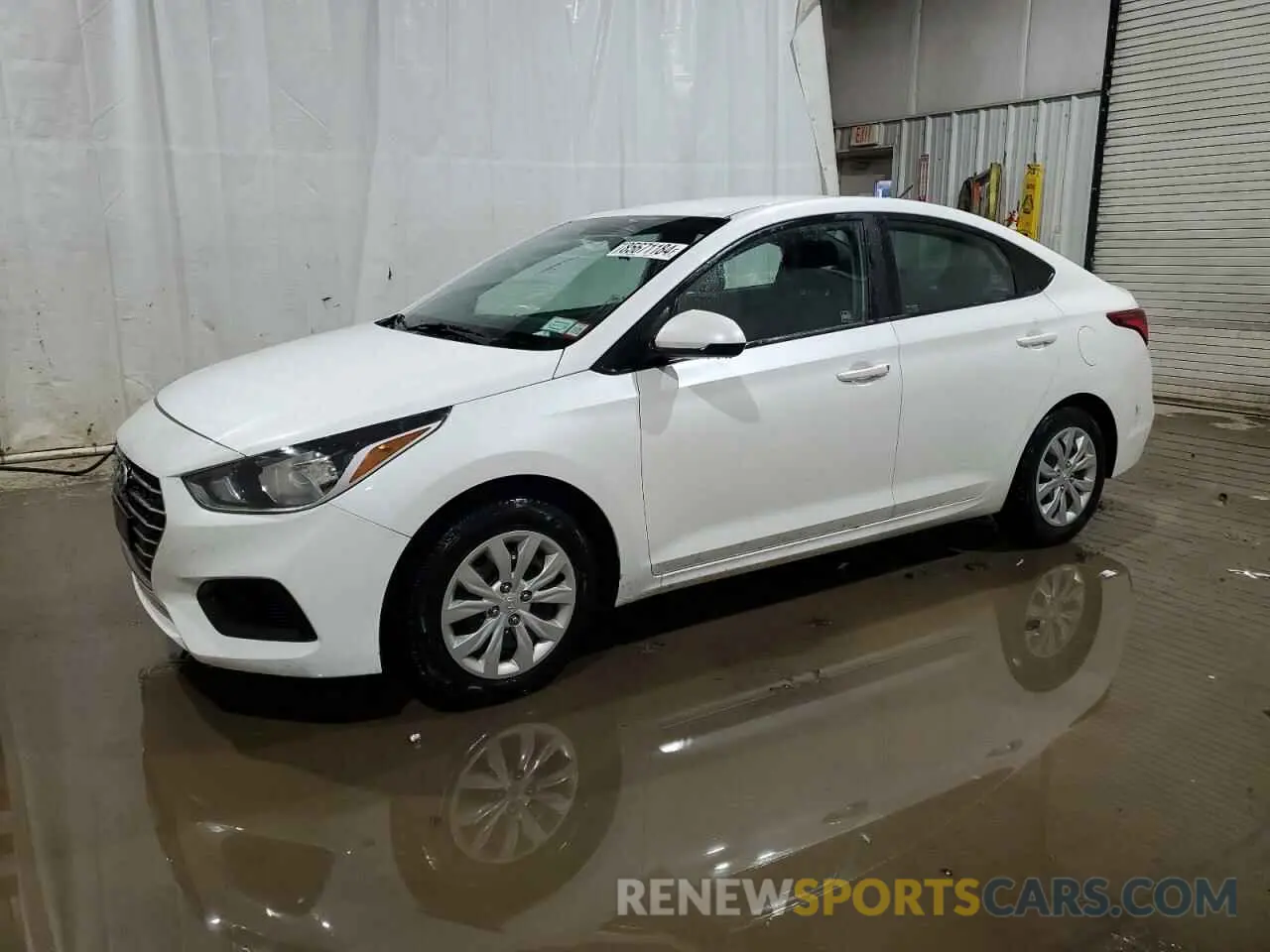 1 Photograph of a damaged car 3KPC24A63ME143149 HYUNDAI ACCENT 2021