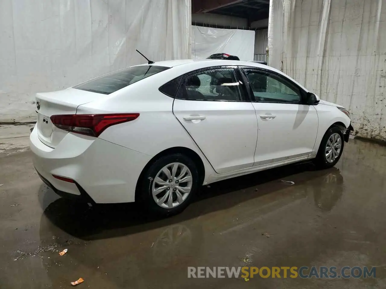 3 Photograph of a damaged car 3KPC24A63ME143149 HYUNDAI ACCENT 2021