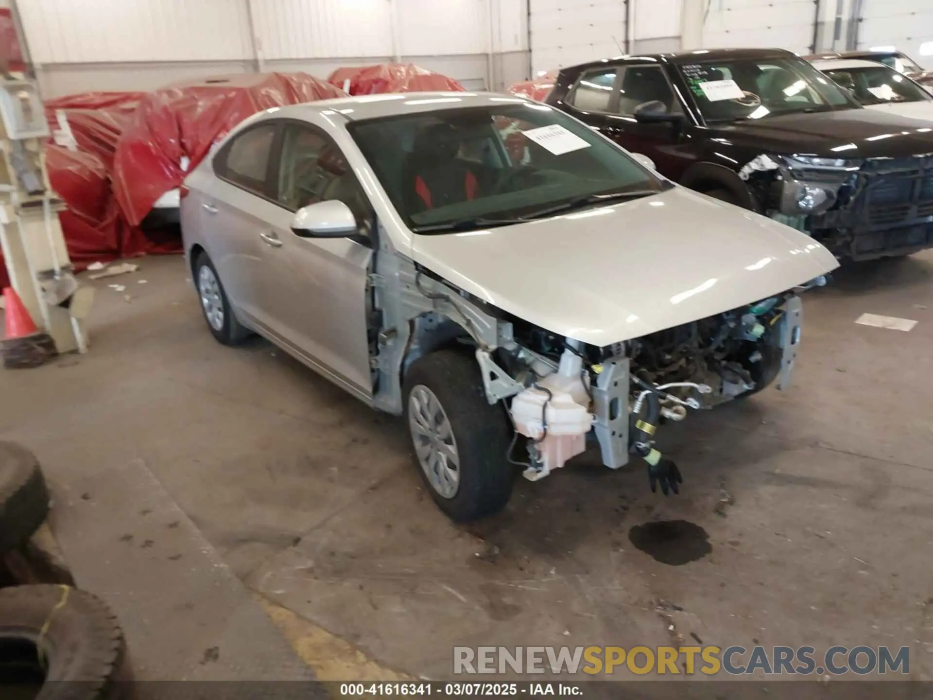 1 Photograph of a damaged car 3KPC24A63ME144401 HYUNDAI ACCENT 2021