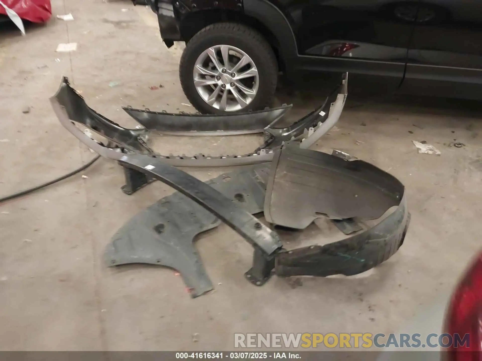12 Photograph of a damaged car 3KPC24A63ME144401 HYUNDAI ACCENT 2021