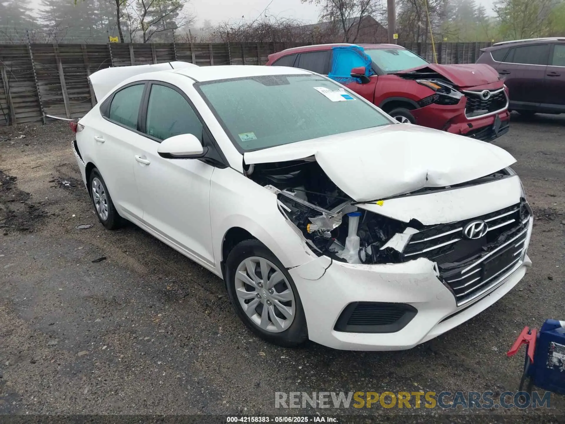 13 Photograph of a damaged car 3KPC24A63ME152837 HYUNDAI ACCENT 2021