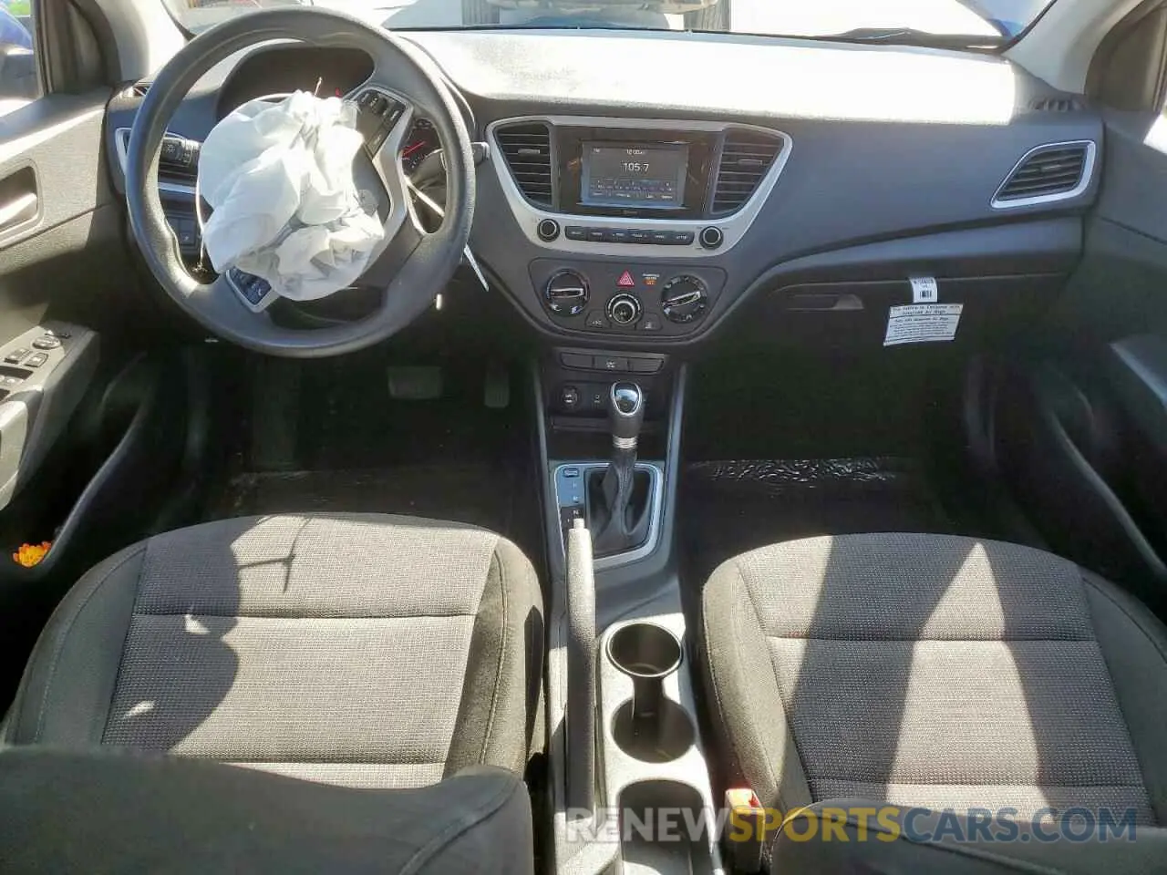 8 Photograph of a damaged car 3KPC24A64ME129115 HYUNDAI ACCENT 2021