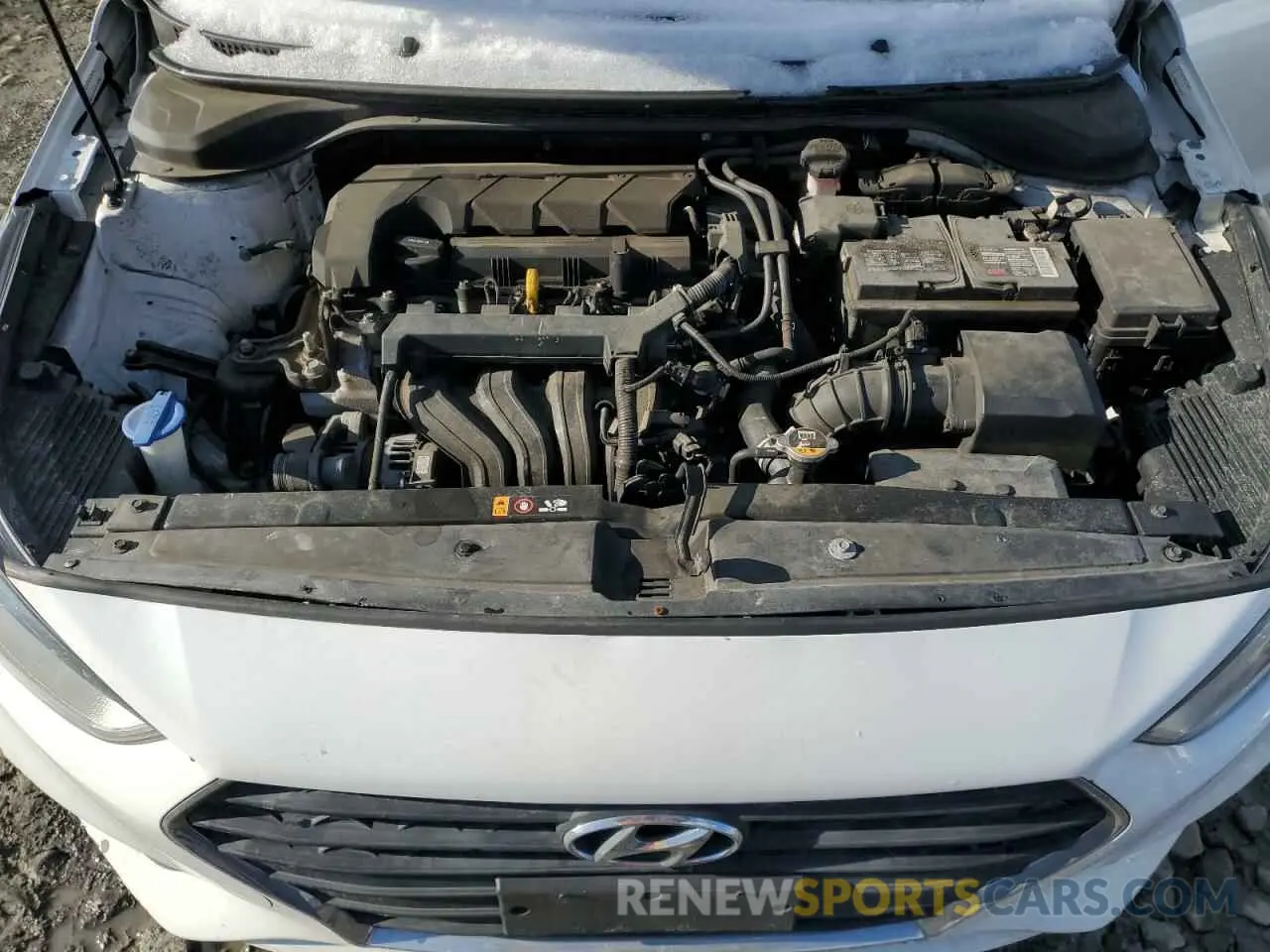 11 Photograph of a damaged car 3KPC24A64ME129471 HYUNDAI ACCENT 2021
