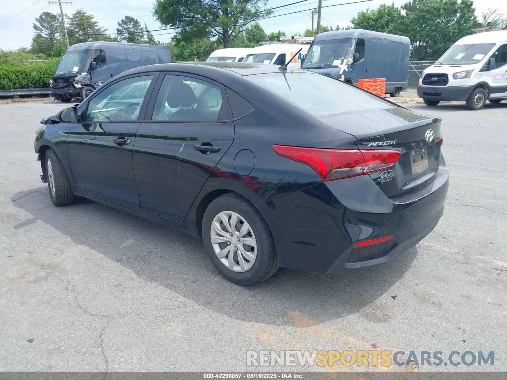 3 Photograph of a damaged car 3KPC24A64ME130636 HYUNDAI ACCENT 2021