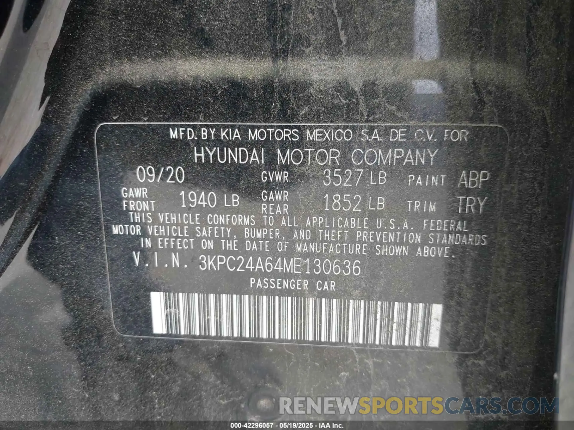 9 Photograph of a damaged car 3KPC24A64ME130636 HYUNDAI ACCENT 2021