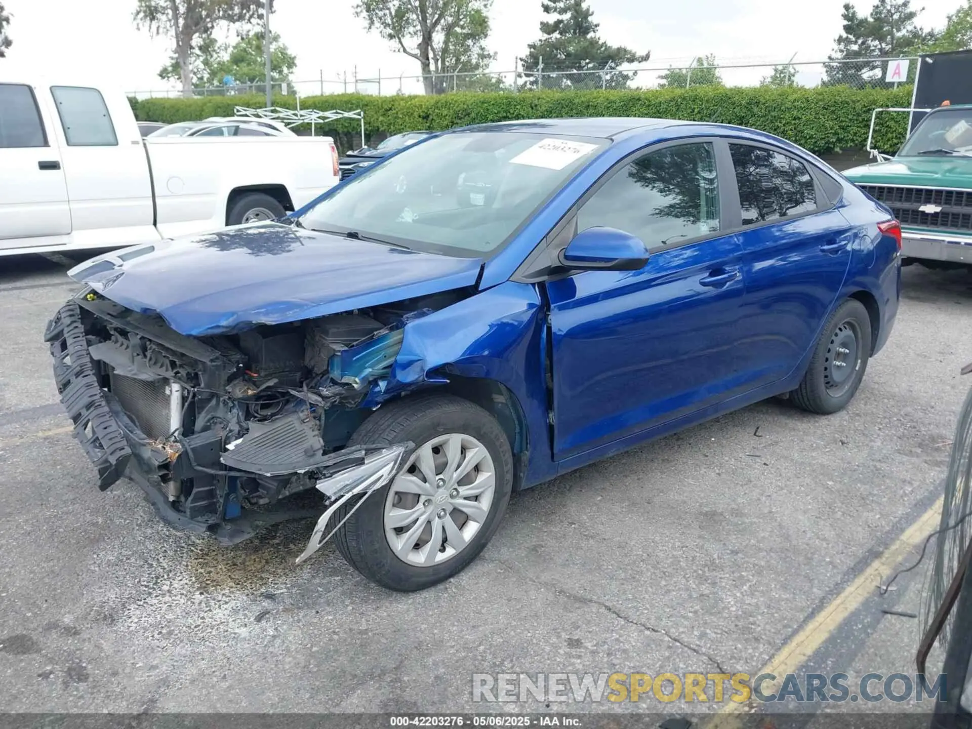 2 Photograph of a damaged car 3KPC24A64ME132662 HYUNDAI ACCENT 2021