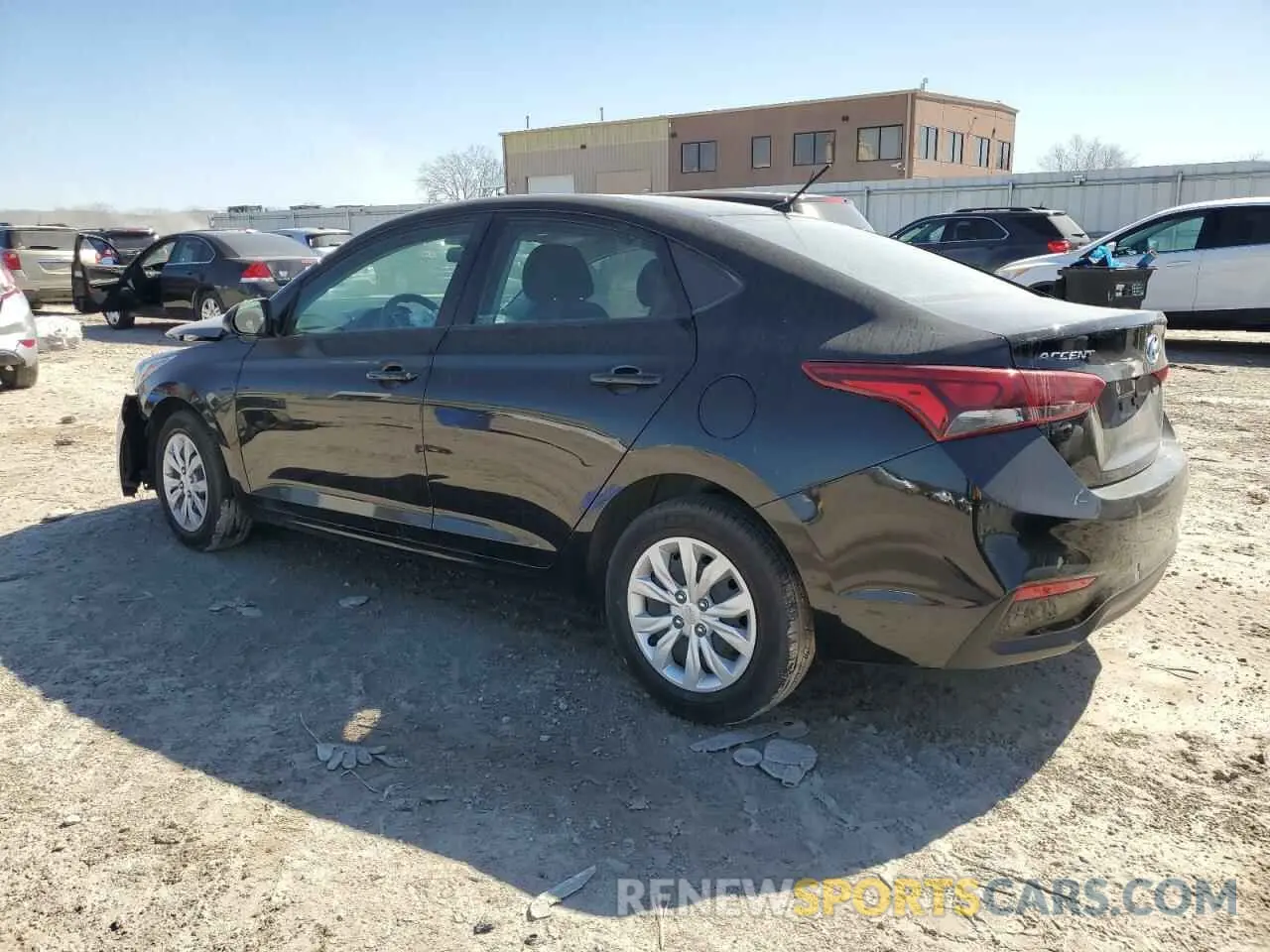 2 Photograph of a damaged car 3KPC24A65ME132671 HYUNDAI ACCENT 2021