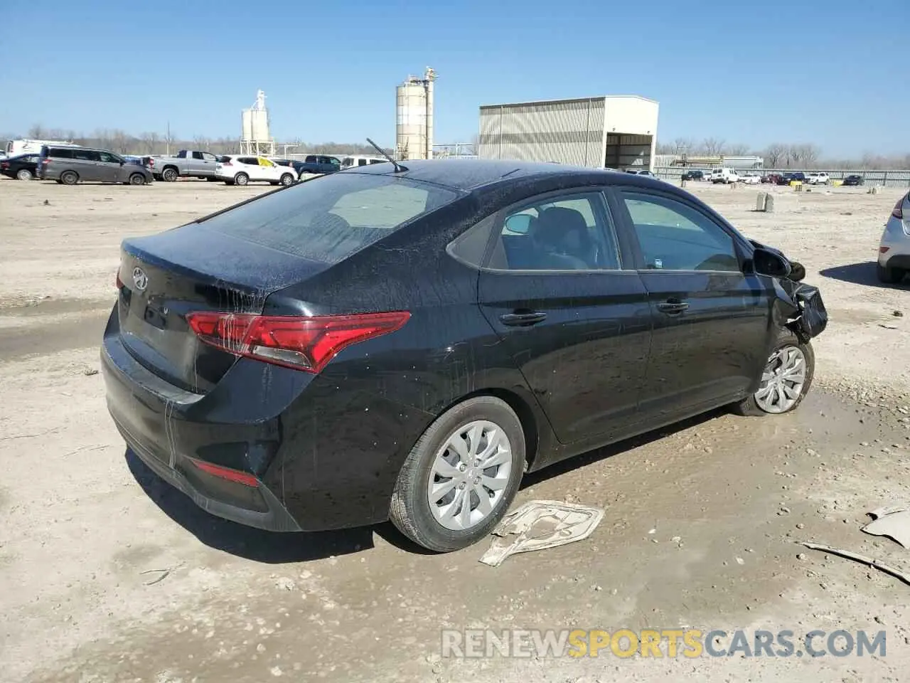 3 Photograph of a damaged car 3KPC24A65ME132671 HYUNDAI ACCENT 2021