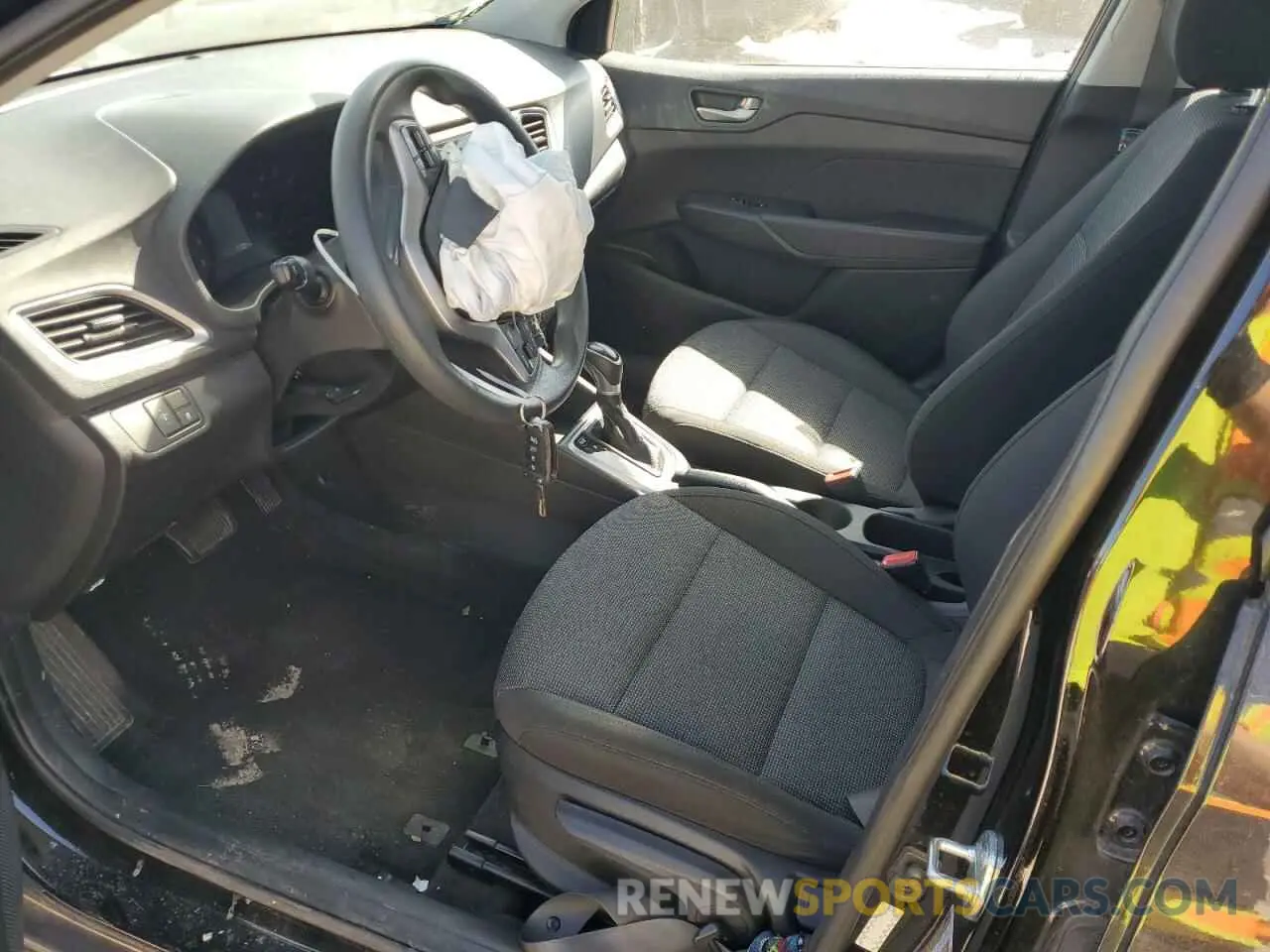 7 Photograph of a damaged car 3KPC24A65ME132671 HYUNDAI ACCENT 2021