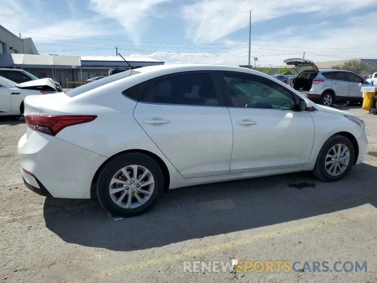3 Photograph of a damaged car 3KPC24A65ME137515 HYUNDAI ACCENT 2021