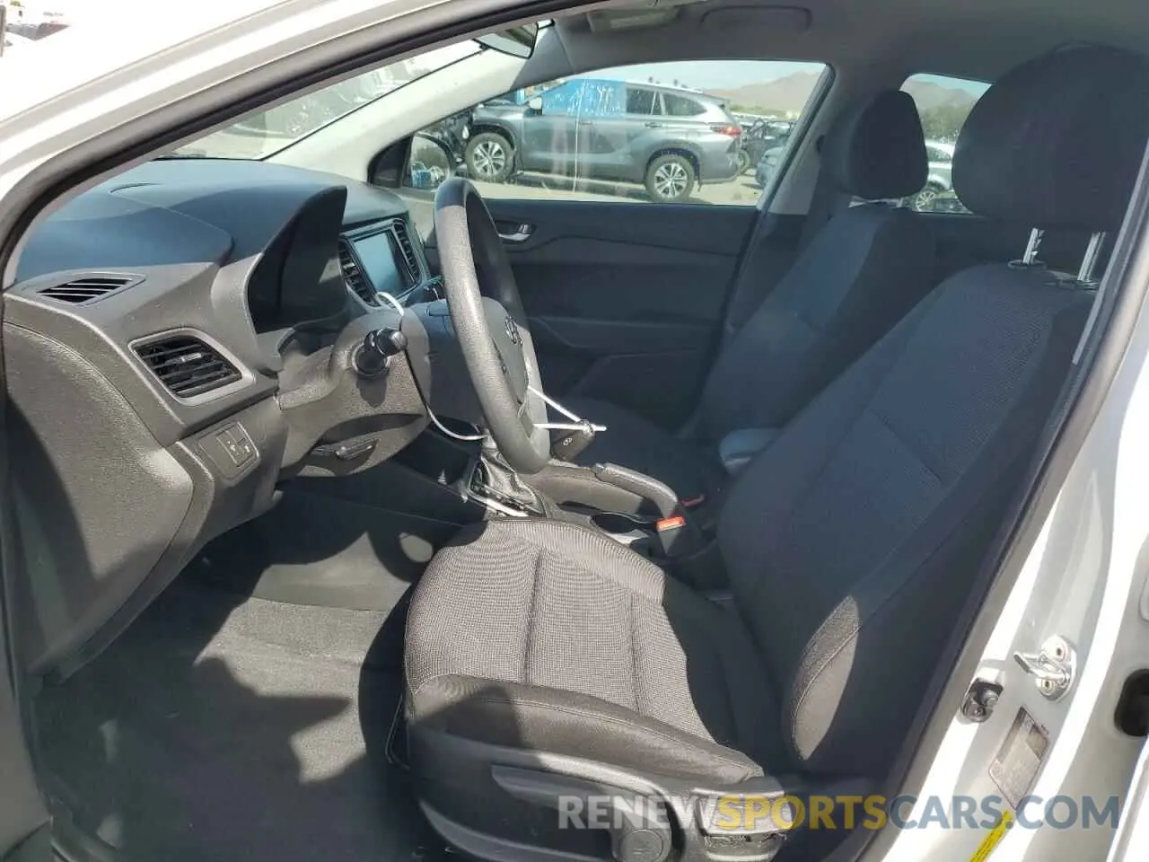7 Photograph of a damaged car 3KPC24A65ME137515 HYUNDAI ACCENT 2021