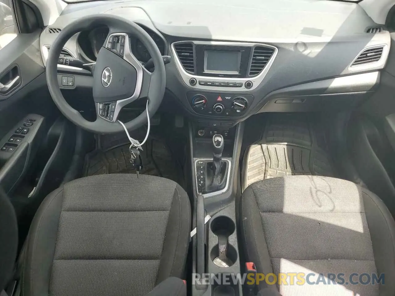 8 Фотография поврежденного автомобиля 3KPC24A65ME146425 HYUNDAI ACCENT 2021