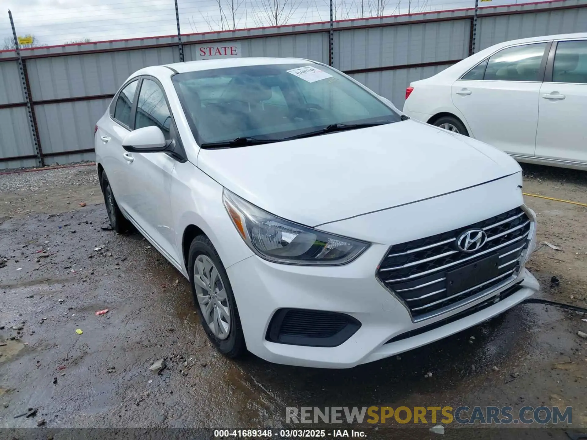 1 Photograph of a damaged car 3KPC24A65ME149471 HYUNDAI ACCENT 2021