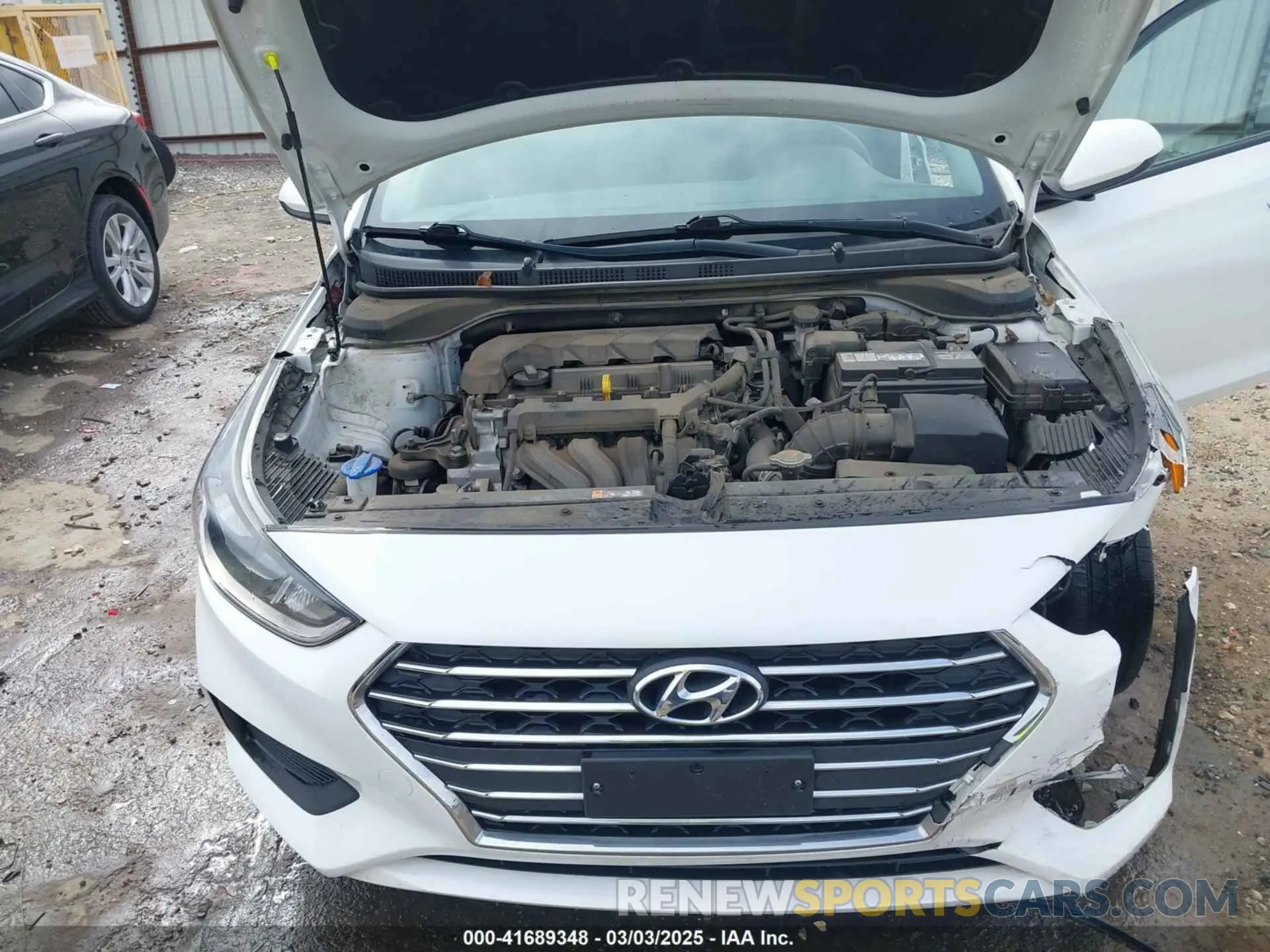 10 Photograph of a damaged car 3KPC24A65ME149471 HYUNDAI ACCENT 2021