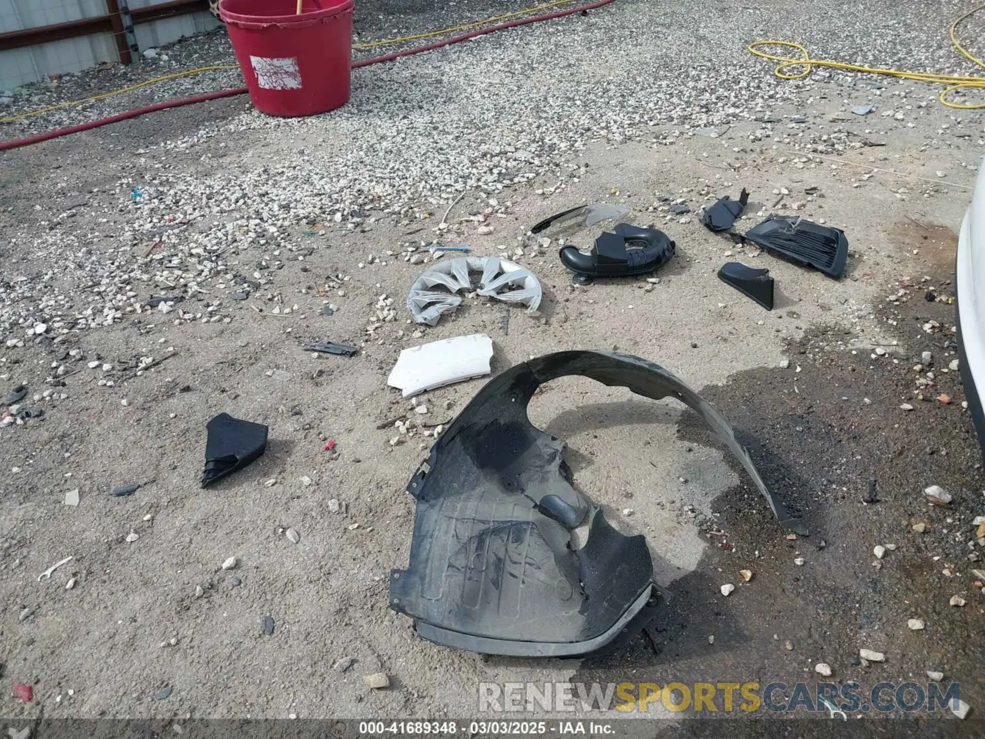 12 Photograph of a damaged car 3KPC24A65ME149471 HYUNDAI ACCENT 2021