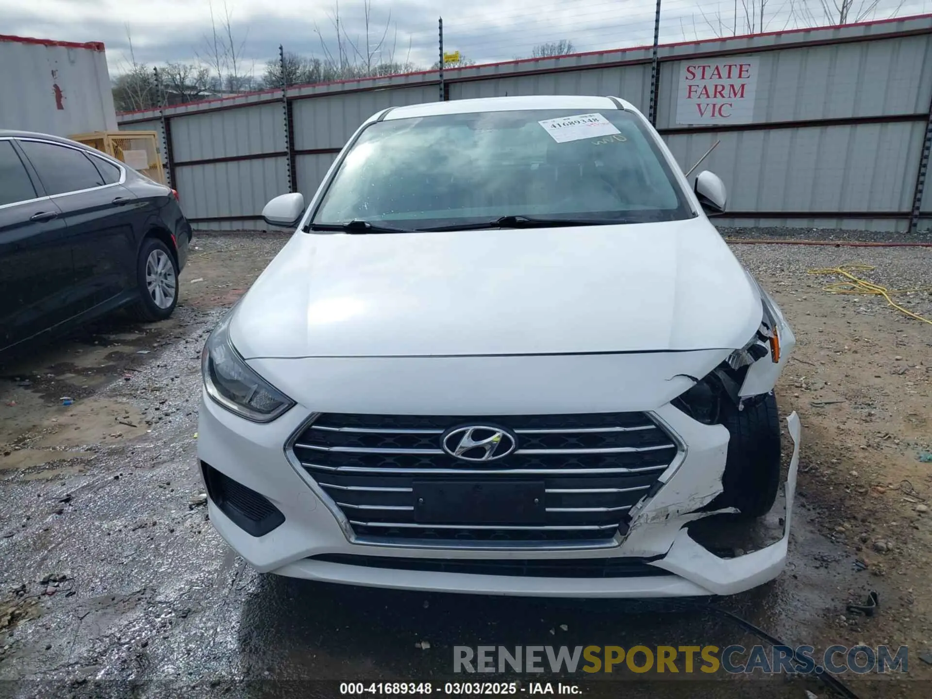 13 Photograph of a damaged car 3KPC24A65ME149471 HYUNDAI ACCENT 2021