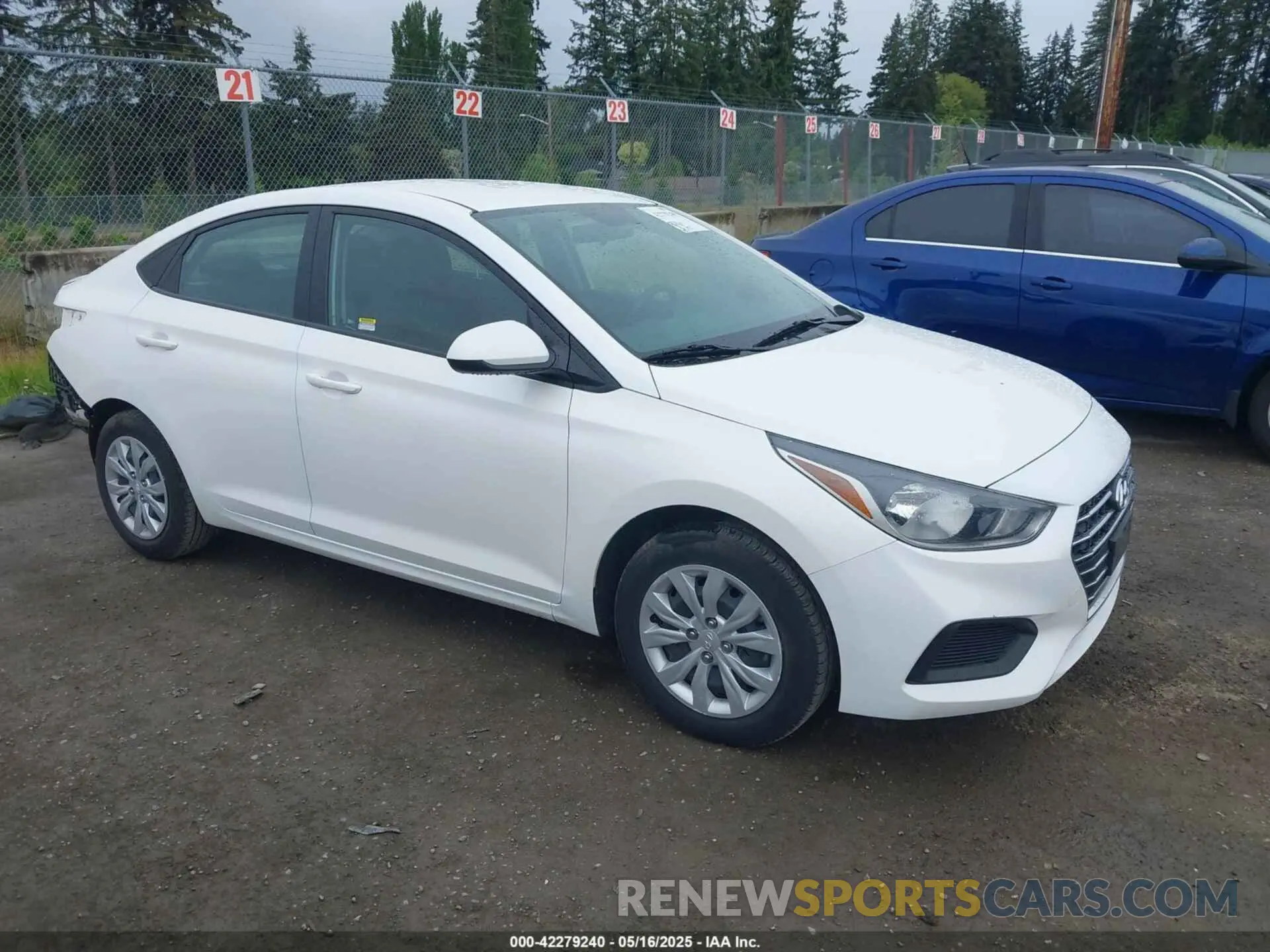 1 Photograph of a damaged car 3KPC24A65ME149552 HYUNDAI ACCENT 2021