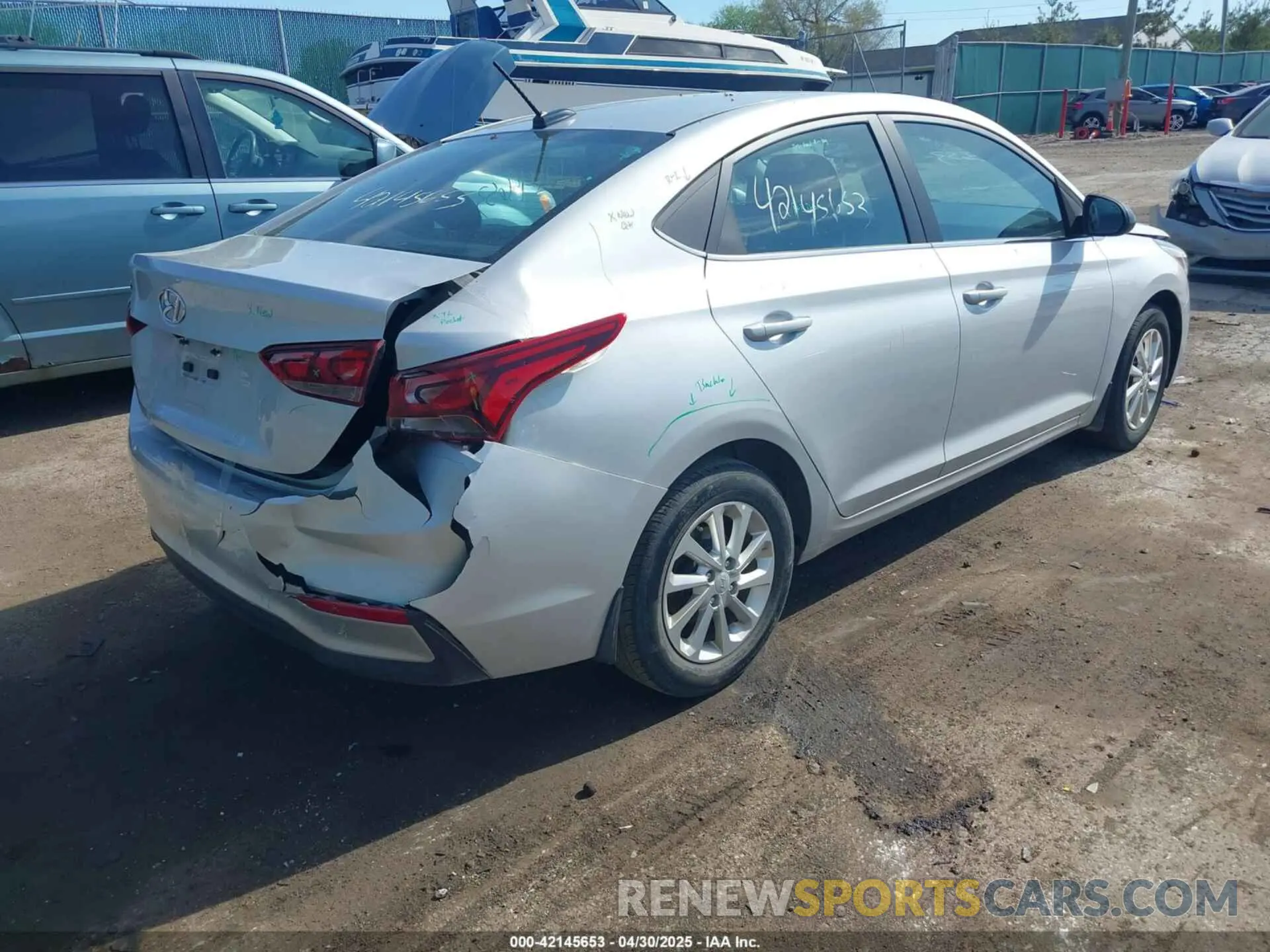 4 Photograph of a damaged car 3KPC24A66ME136728 HYUNDAI ACCENT 2021