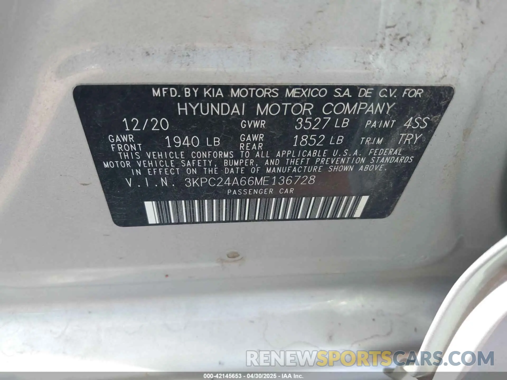 9 Photograph of a damaged car 3KPC24A66ME136728 HYUNDAI ACCENT 2021
