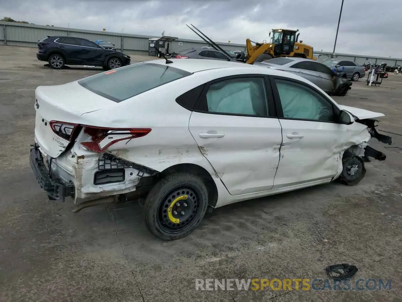 3 Photograph of a damaged car 3KPC24A67ME139296 HYUNDAI ACCENT 2021