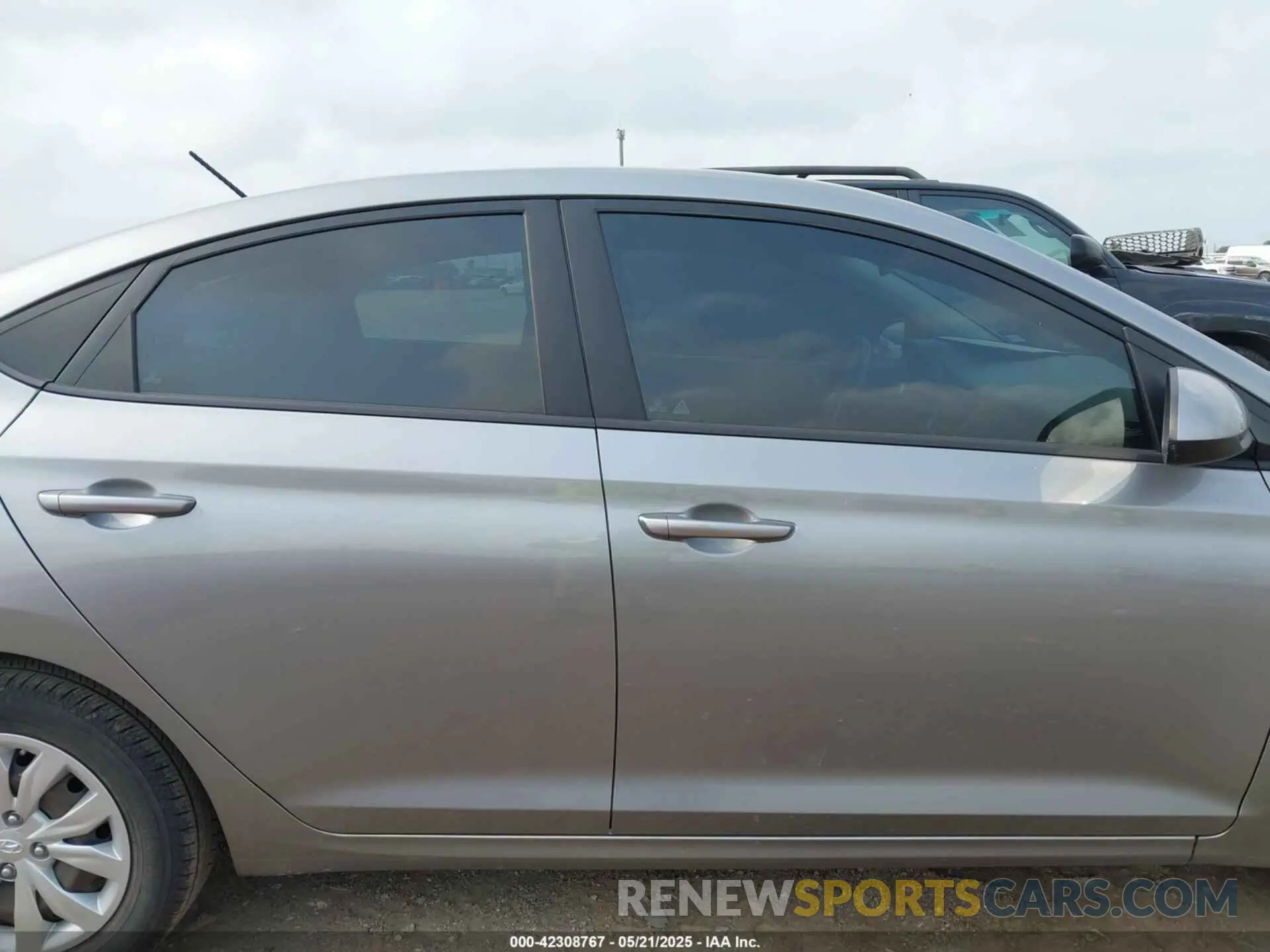 13 Фотография поврежденного автомобиля 3KPC24A67ME144353 HYUNDAI ACCENT 2021