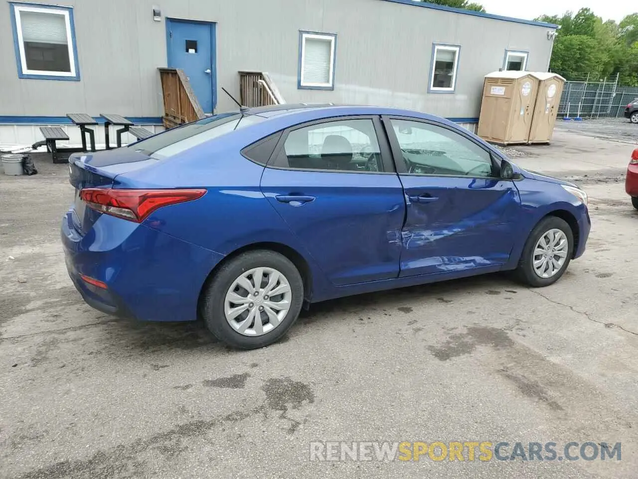 3 Фотография поврежденного автомобиля 3KPC24A67ME150573 HYUNDAI ACCENT 2021