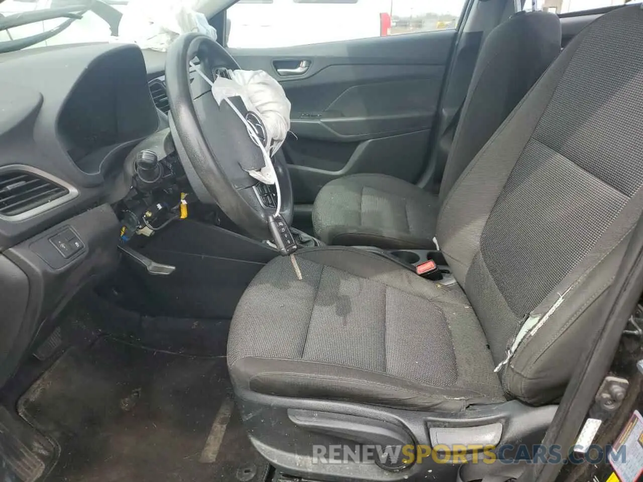 7 Photograph of a damaged car 3KPC24A68ME134687 HYUNDAI ACCENT 2021