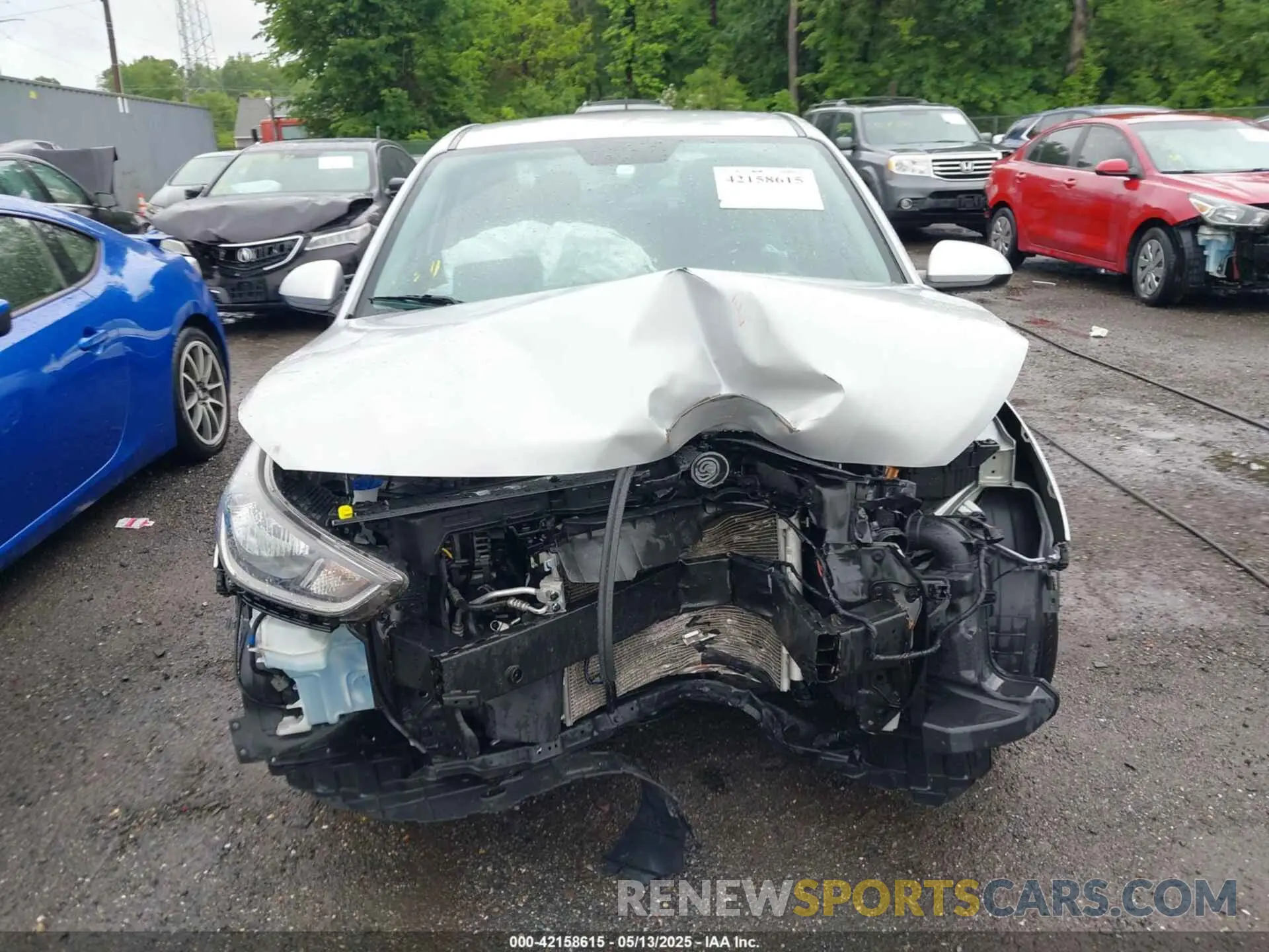 13 Photograph of a damaged car 3KPC24A68ME137279 HYUNDAI ACCENT 2021