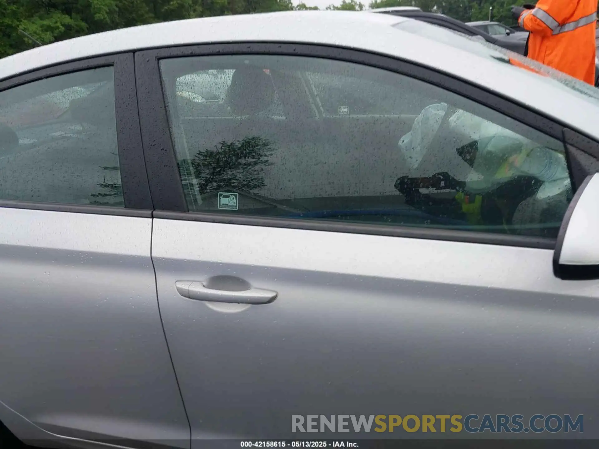 14 Photograph of a damaged car 3KPC24A68ME137279 HYUNDAI ACCENT 2021