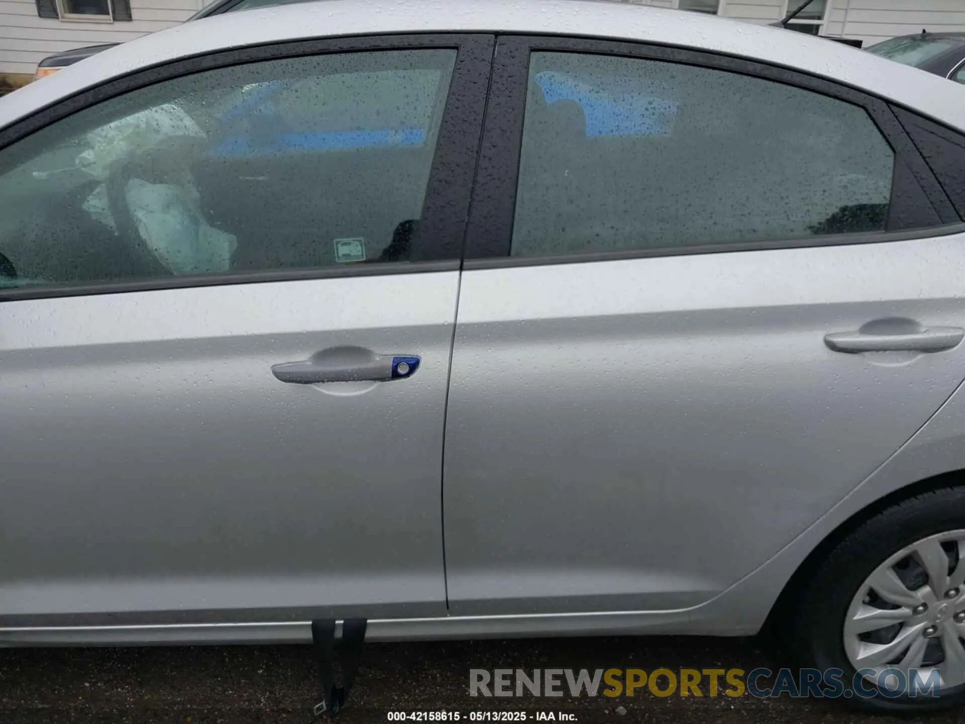 15 Photograph of a damaged car 3KPC24A68ME137279 HYUNDAI ACCENT 2021