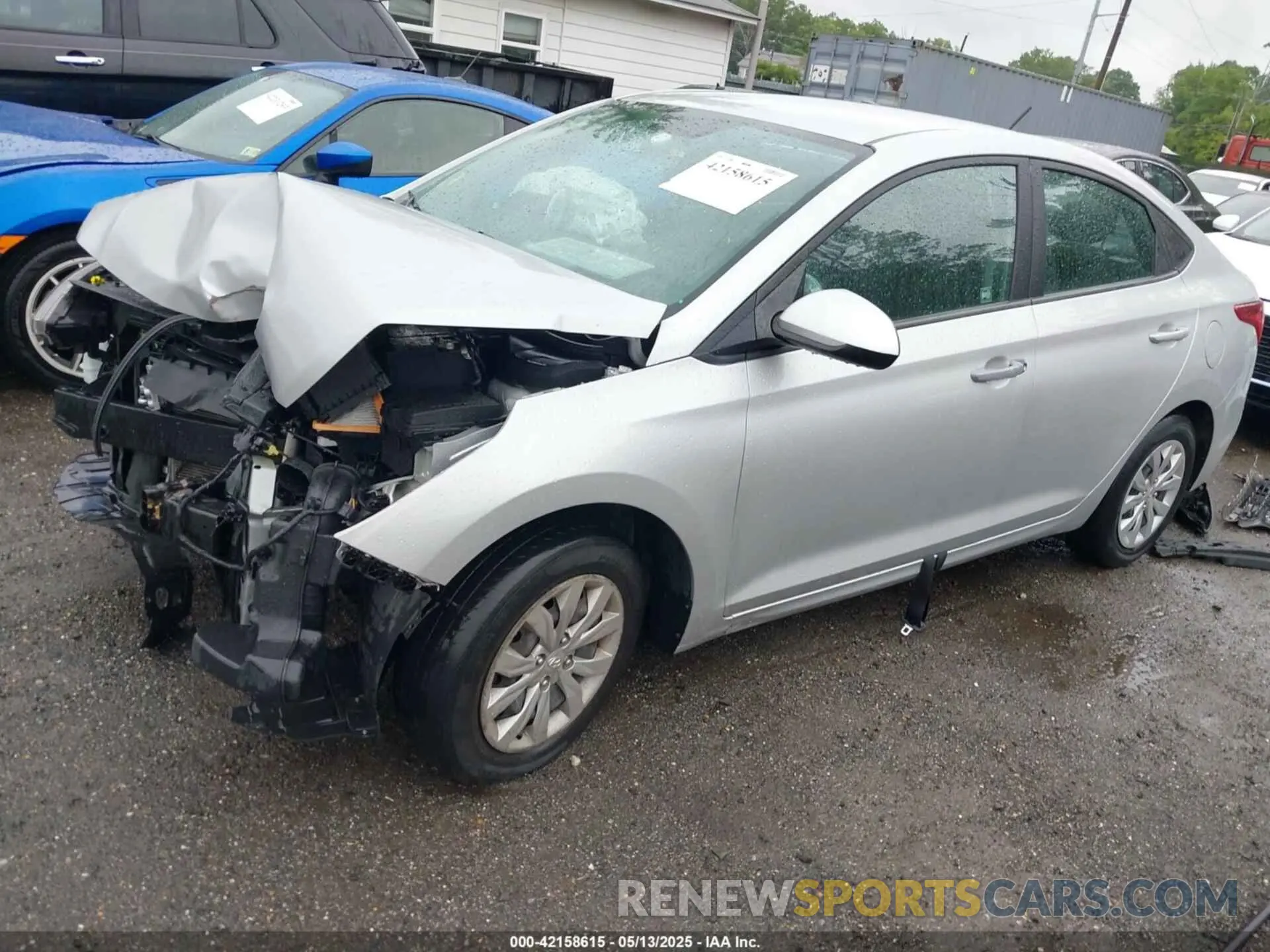 2 Photograph of a damaged car 3KPC24A68ME137279 HYUNDAI ACCENT 2021