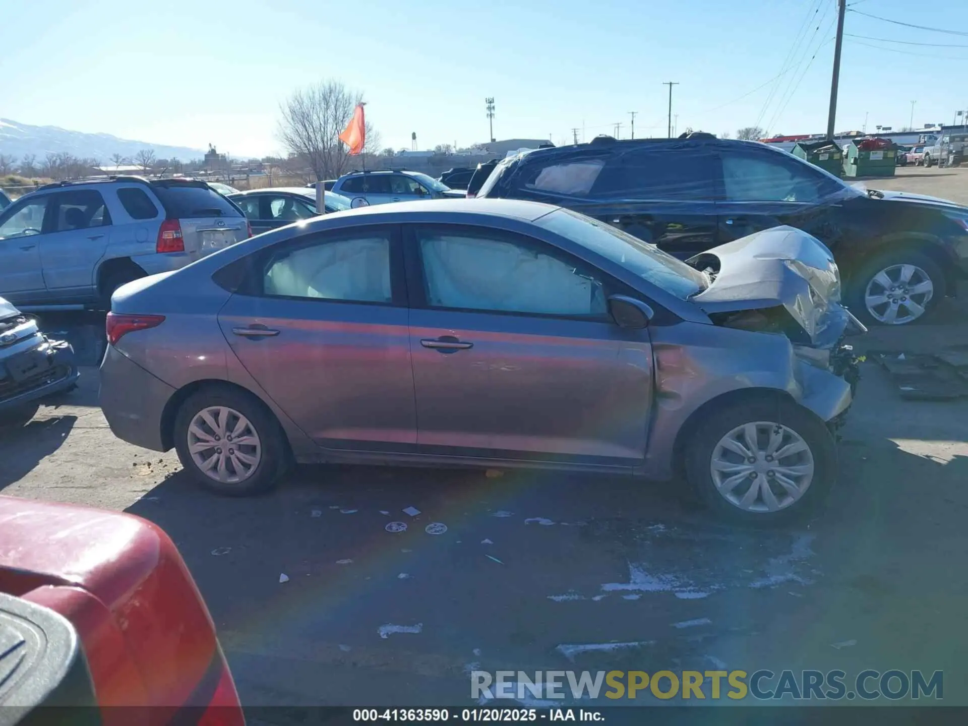 12 Photograph of a damaged car 3KPC24A68ME146936 HYUNDAI ACCENT 2021