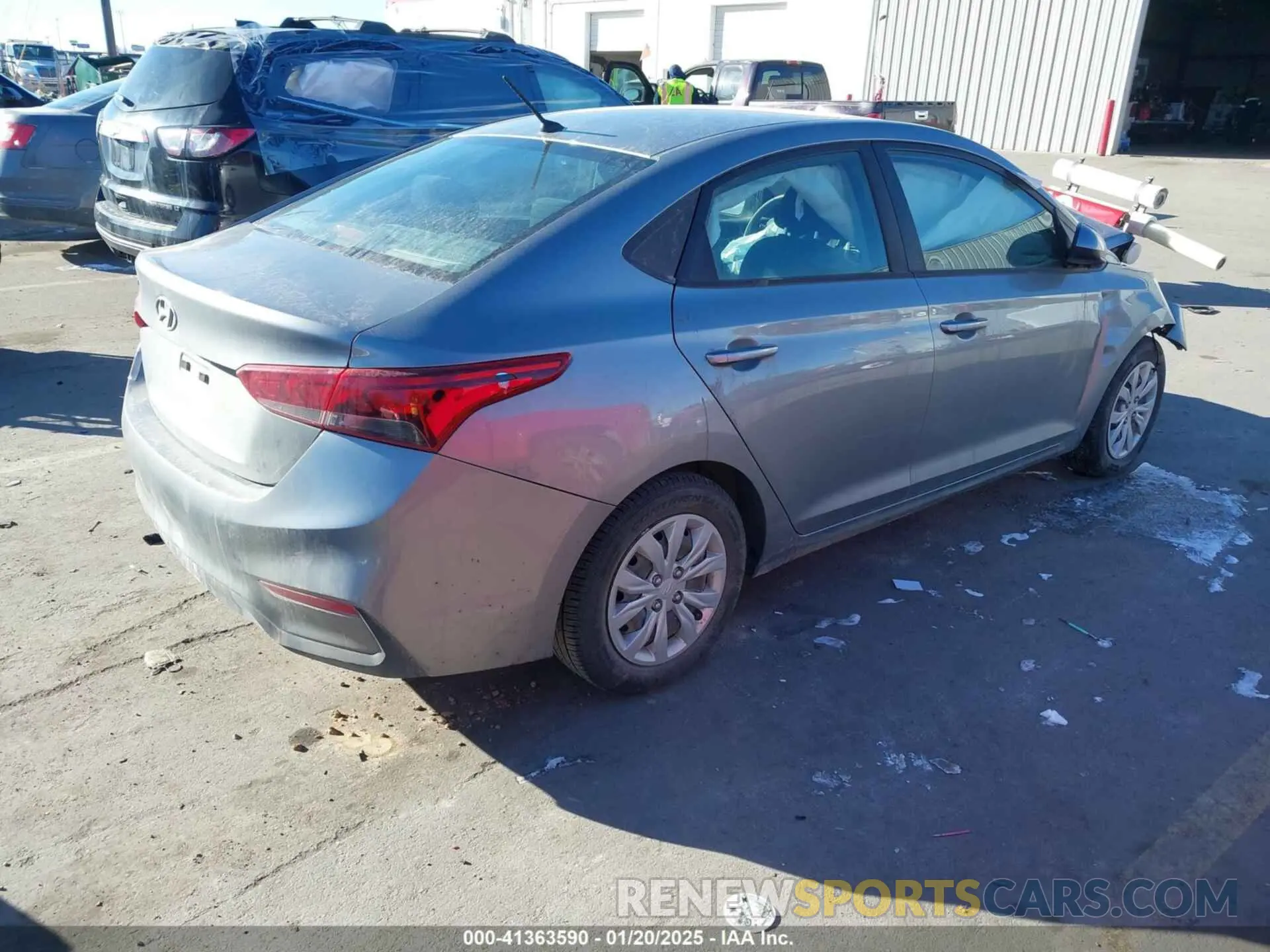4 Photograph of a damaged car 3KPC24A68ME146936 HYUNDAI ACCENT 2021