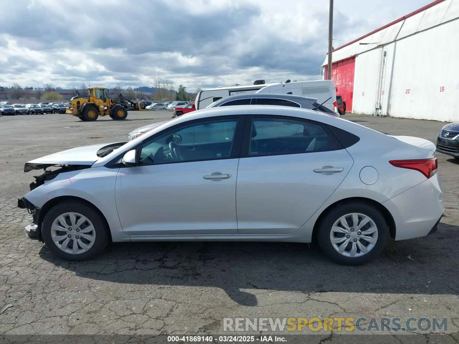 15 Photograph of a damaged car 3KPC24A68ME149058 HYUNDAI ACCENT 2021