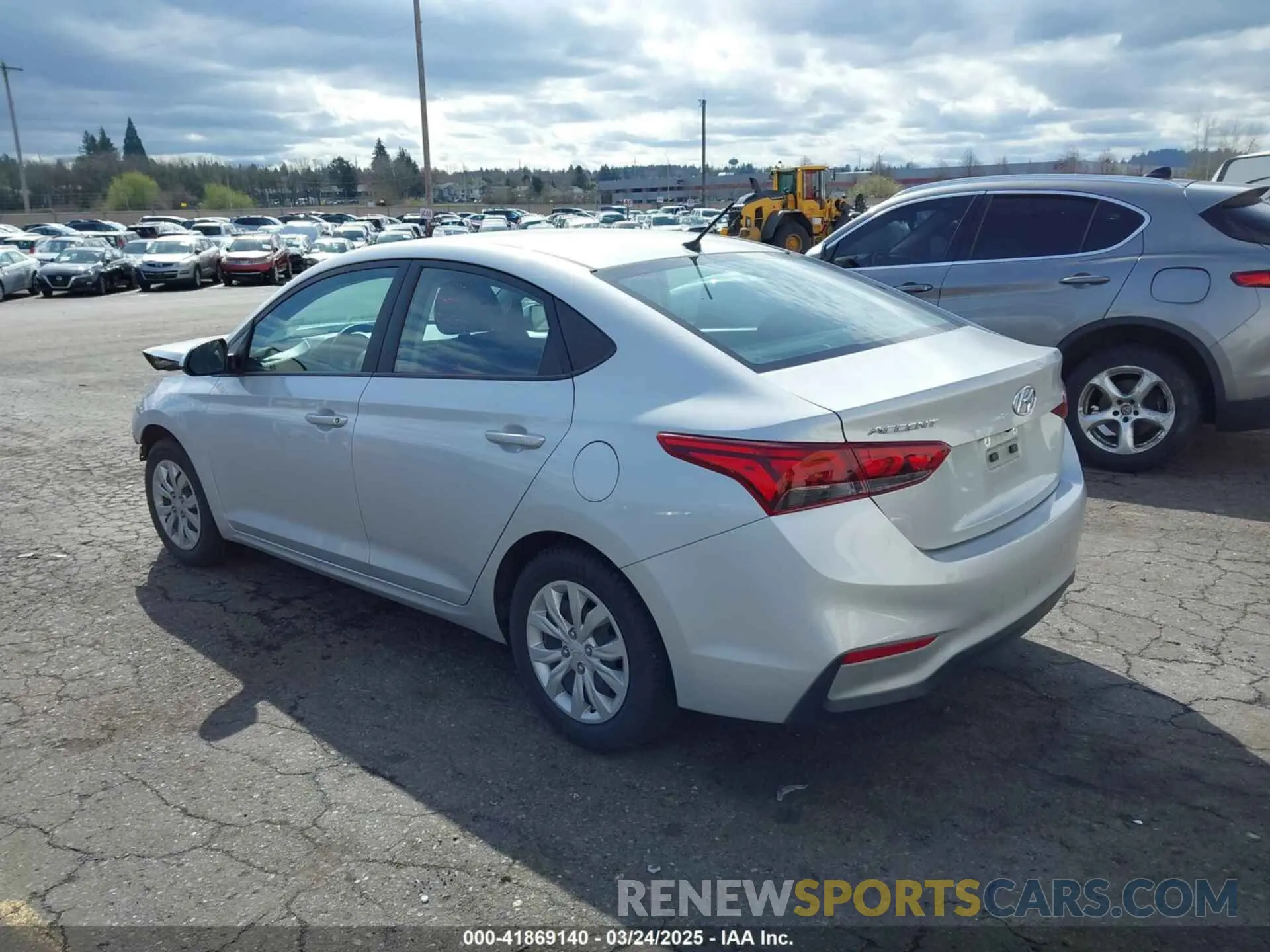 3 Photograph of a damaged car 3KPC24A68ME149058 HYUNDAI ACCENT 2021