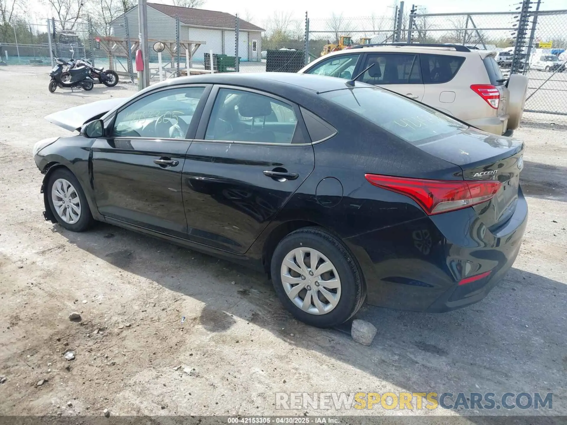 3 Фотография поврежденного автомобиля 3KPC24A69ME135802 HYUNDAI ACCENT 2021